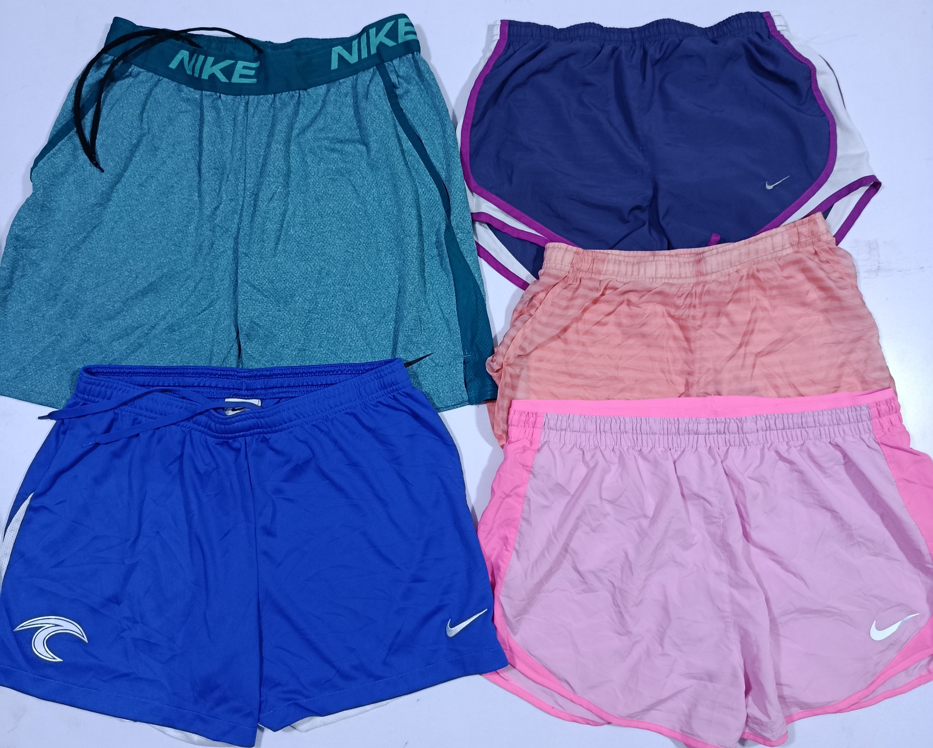Nike sport shorts (RV # 330)