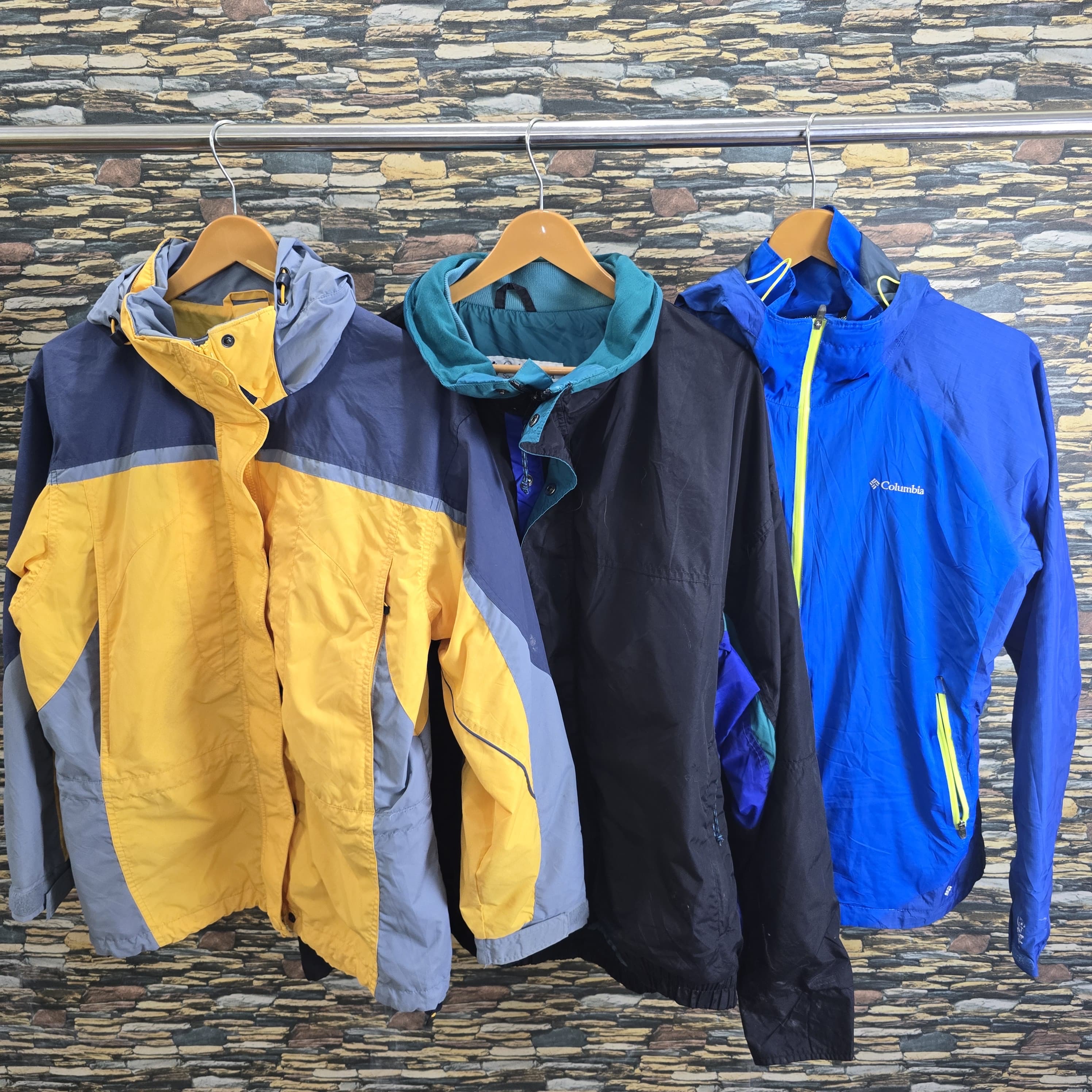 AV-1010 Columbia Jackets