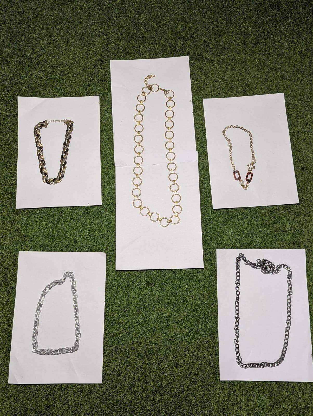 (FV-915) Bold Chain Chic Fashion Jewelry Collectio..