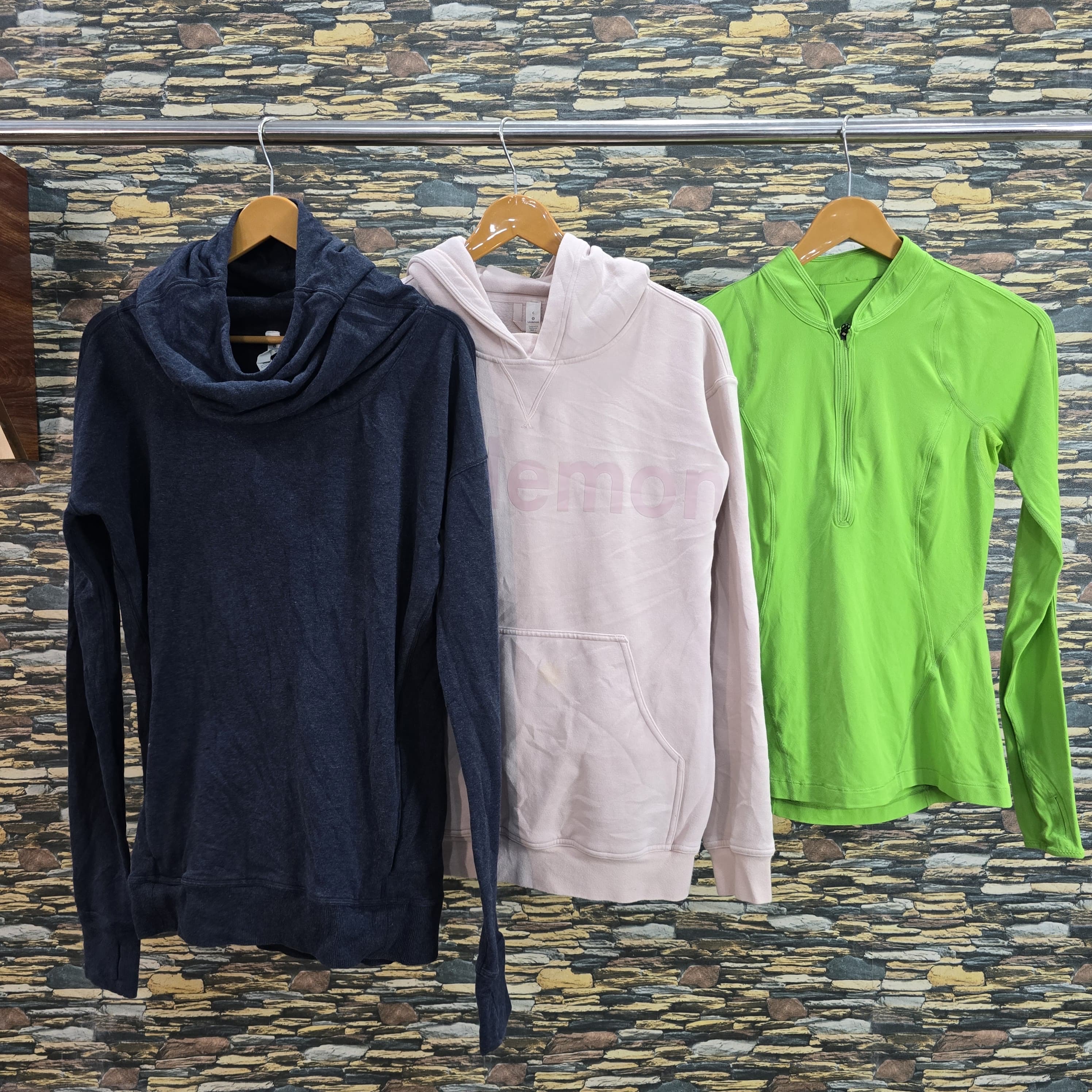 AV-1024 Lululemon Sweatshirts & Hoodies