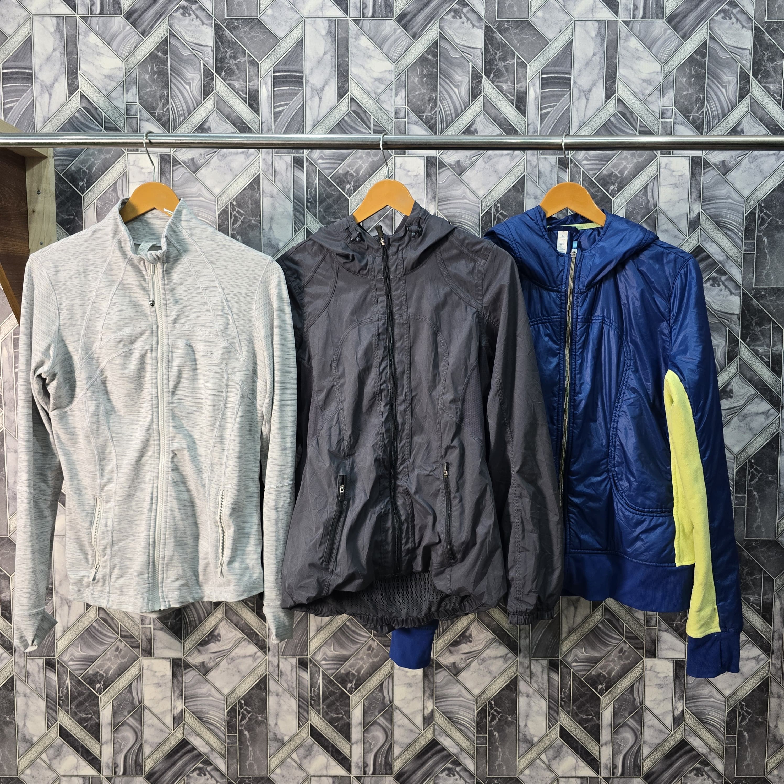 AV-1026 Lululemon Jackets