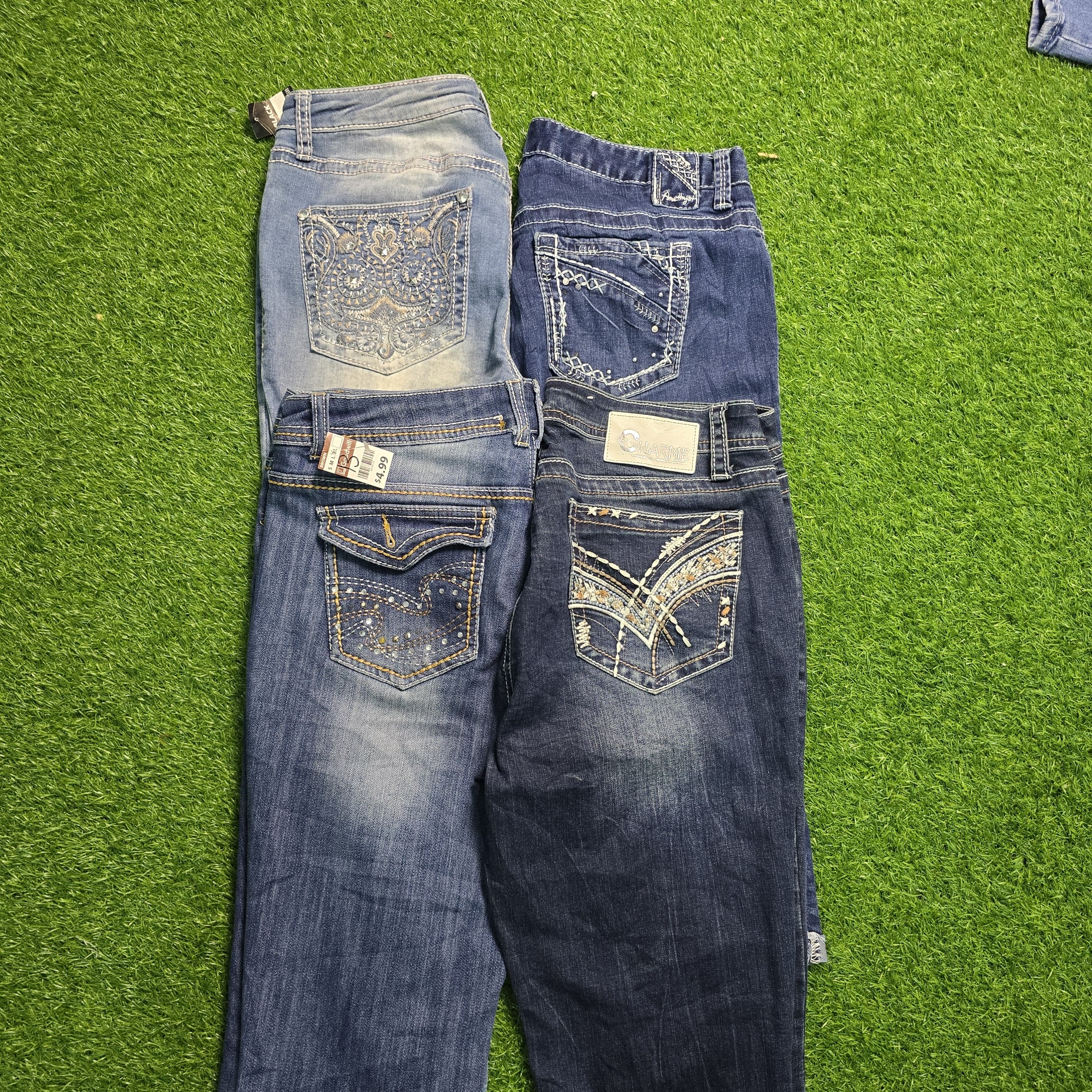 AV-1030 Y2K Style Capri