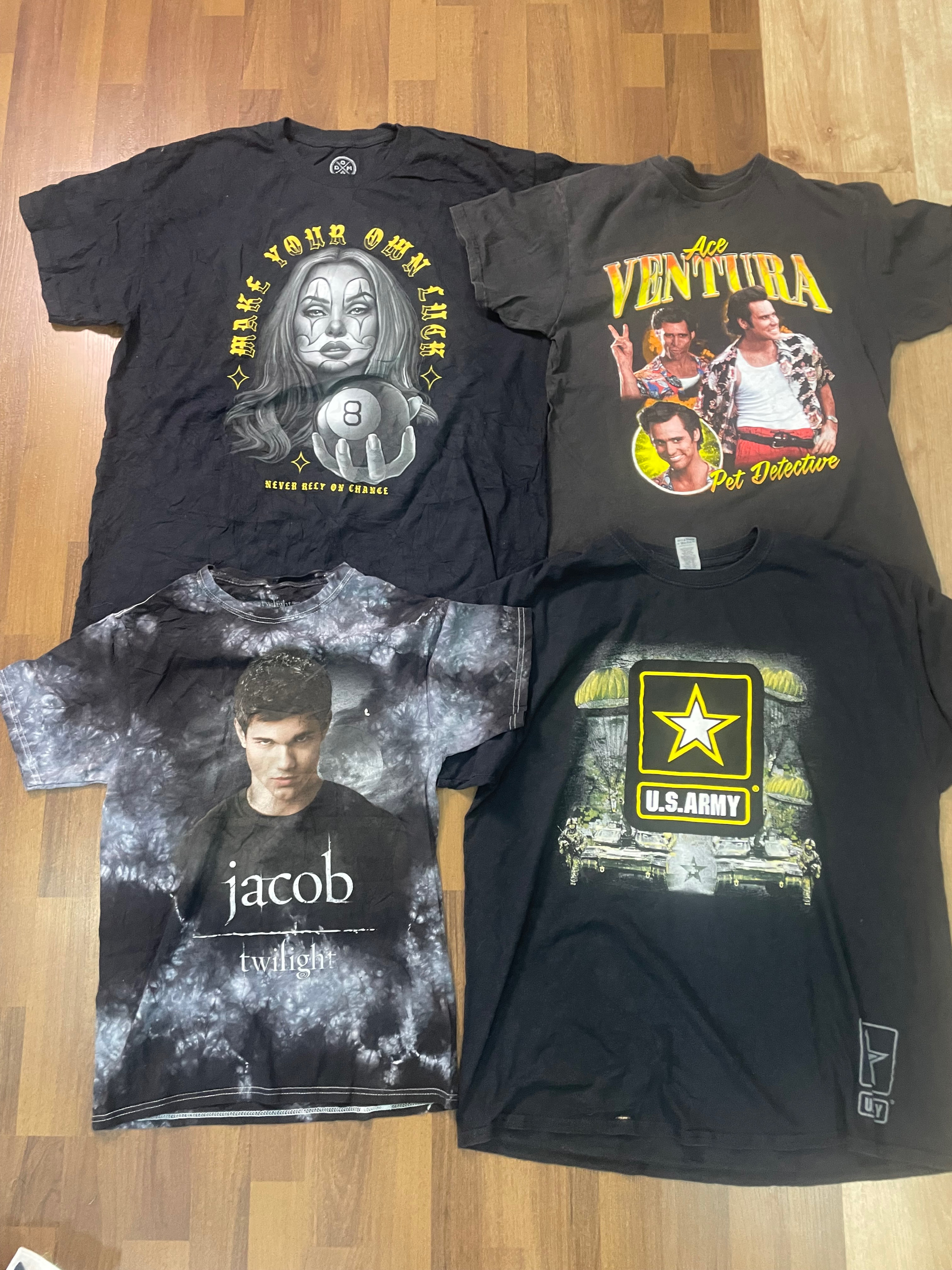 AV-0239 Graphic Printed T-shirts