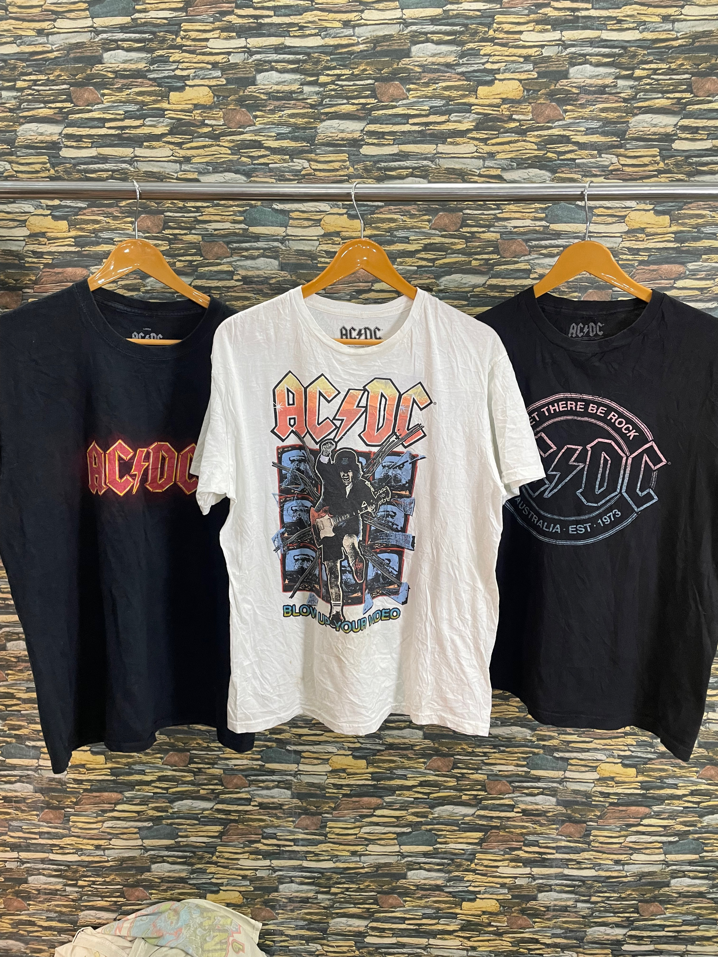 AVG-0242 AC/DC Band T-Shirts