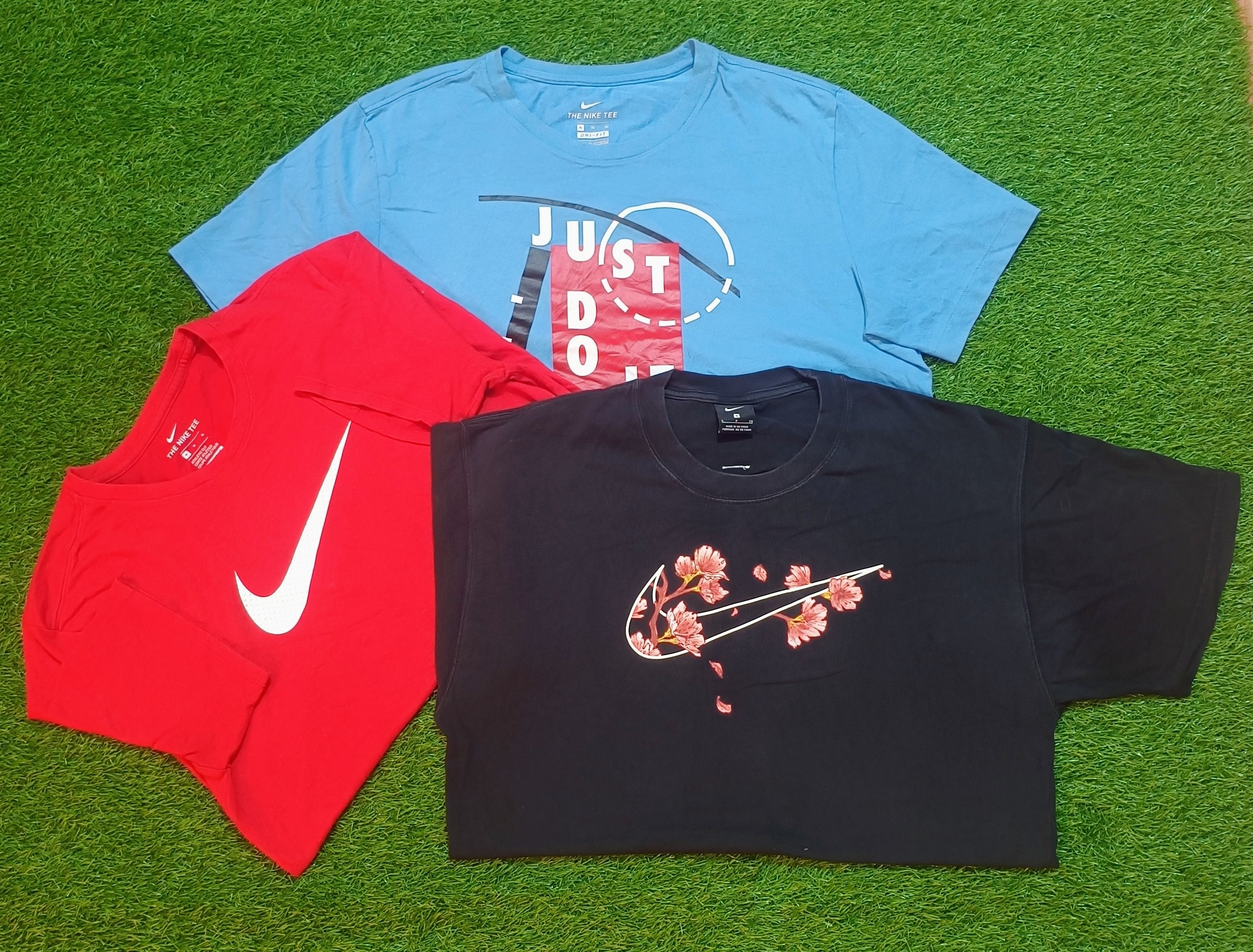 T-shirt Nike