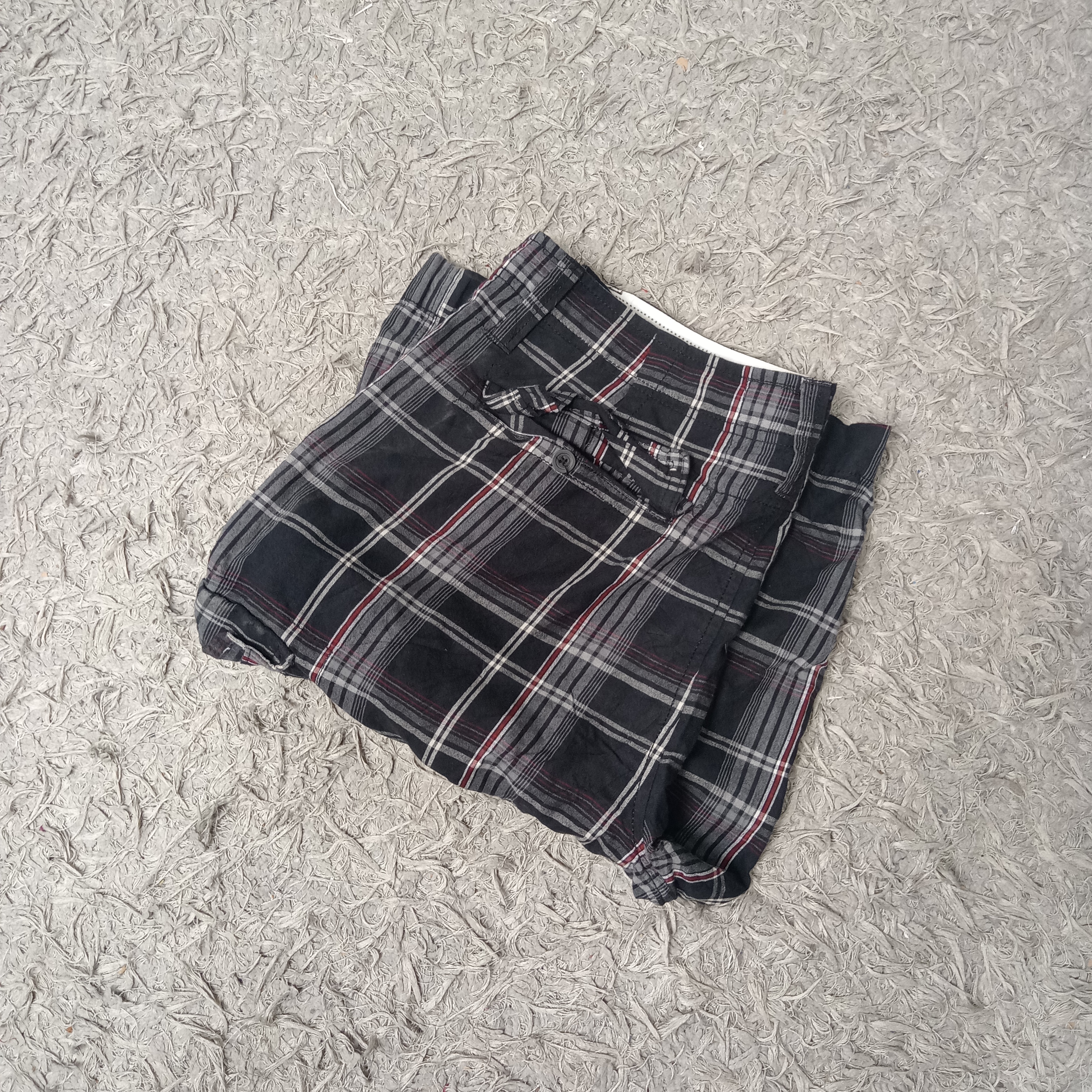 UNBRANDED COTTON & CARGO SHORTS BUNDLE 05