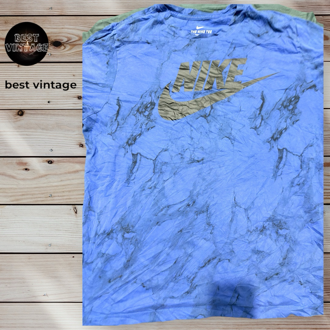 Nike T shirt