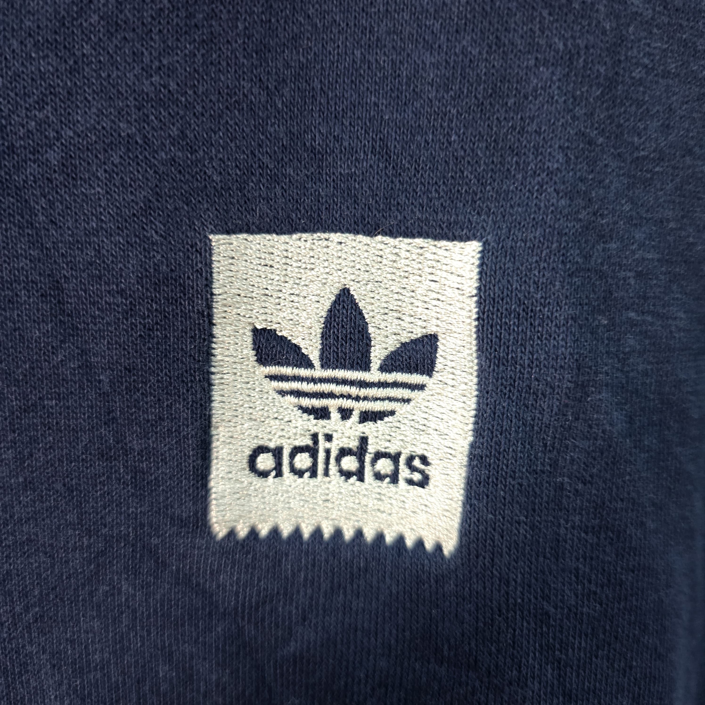 AV-1064 Adidas Sweatshirts & Hoodies