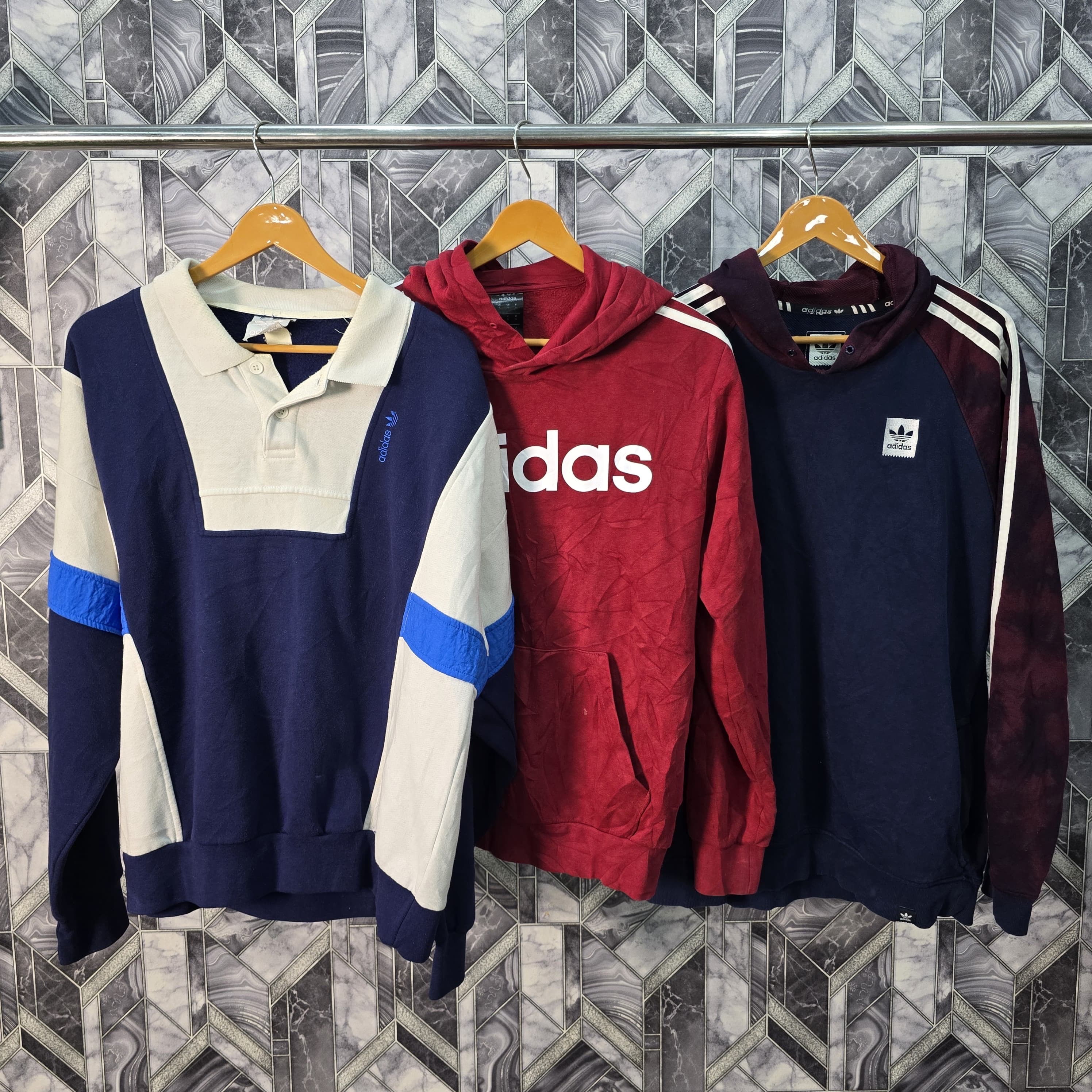 AV-1064 Adidas Sweatshirts & Hoodies