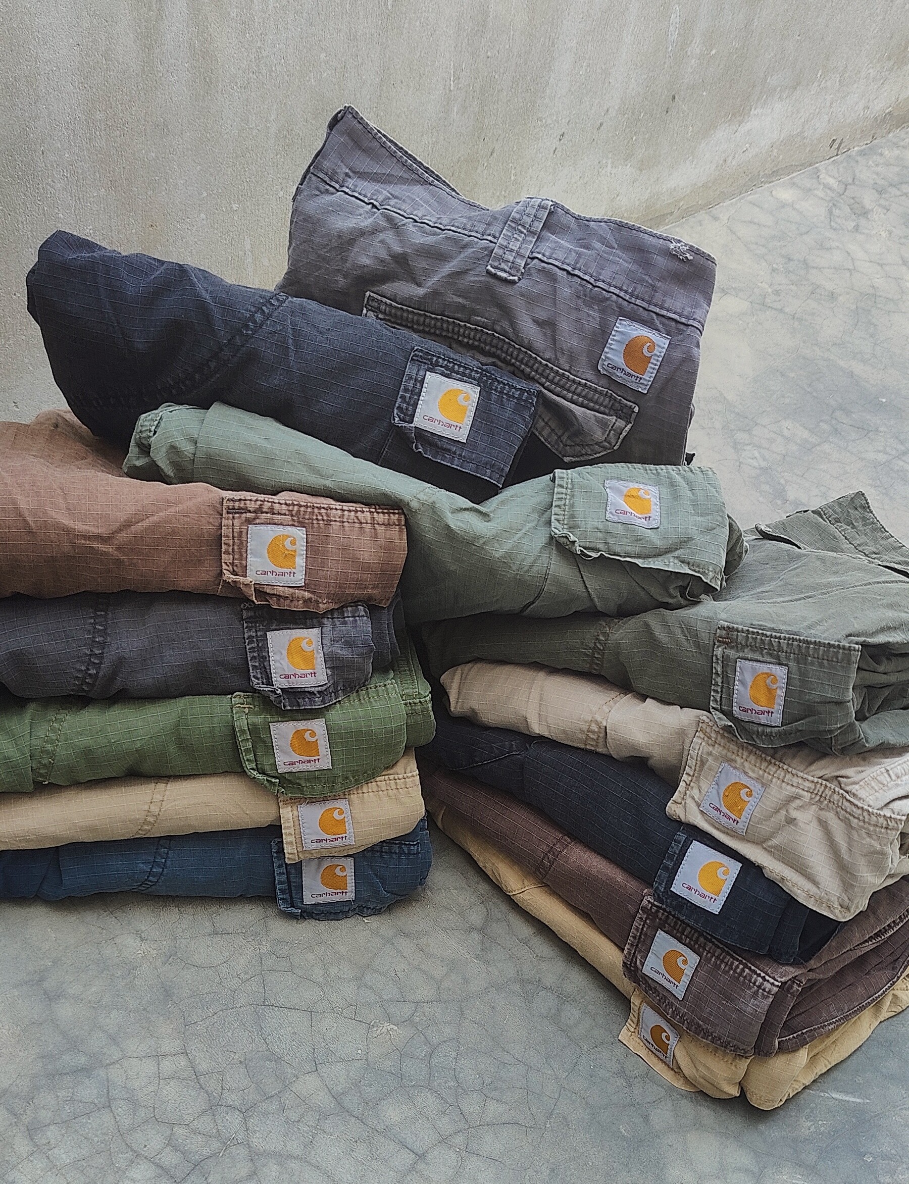 Carhartt Cargo Pants -13 pcs
