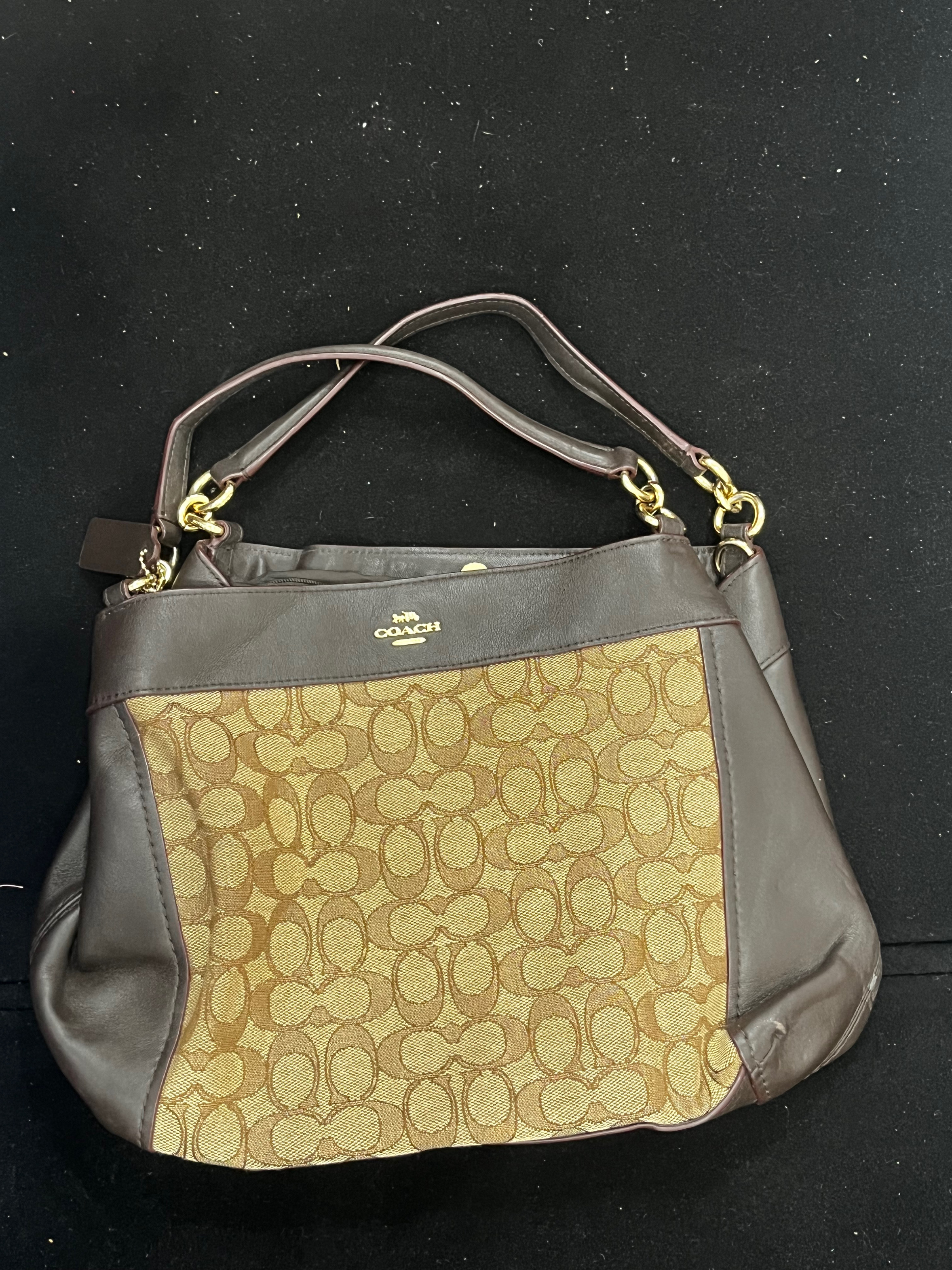 「コーチバッグ」