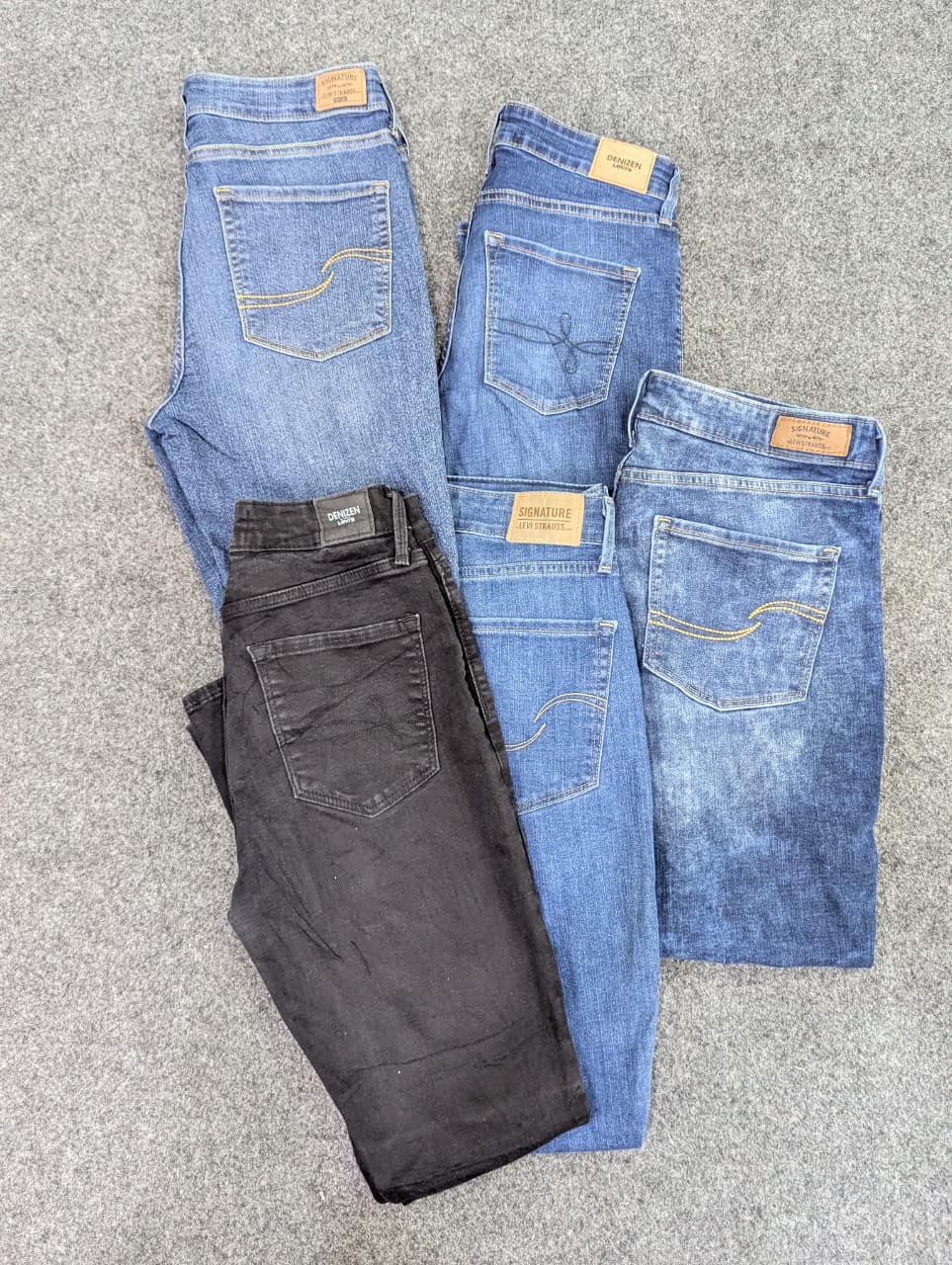 CRZ1968 Ladies Levi’s Jeans