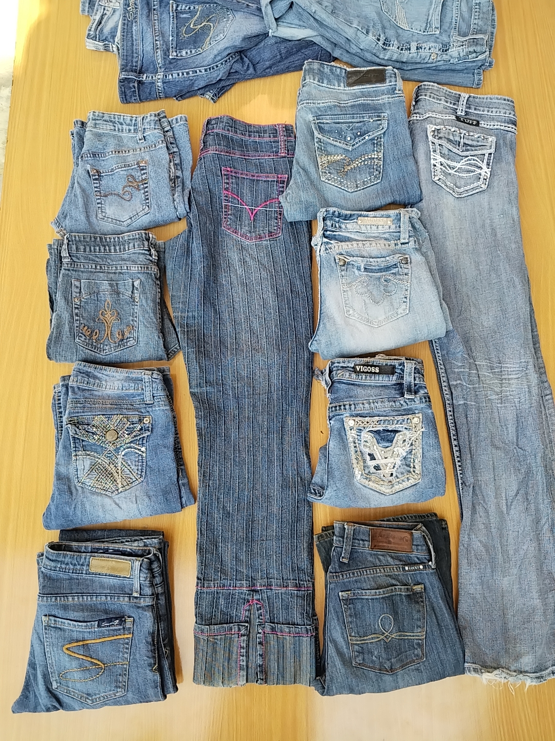 Tuff and other jeans (LJ-45)