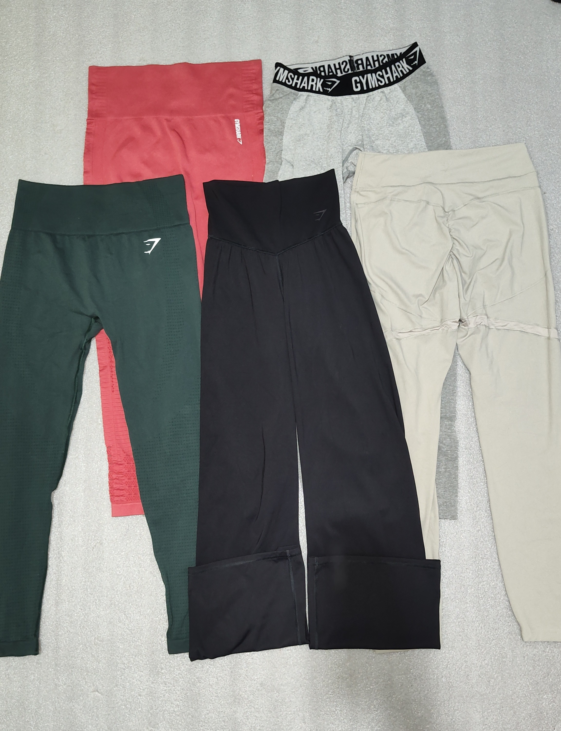 #08 Gymshark leggings