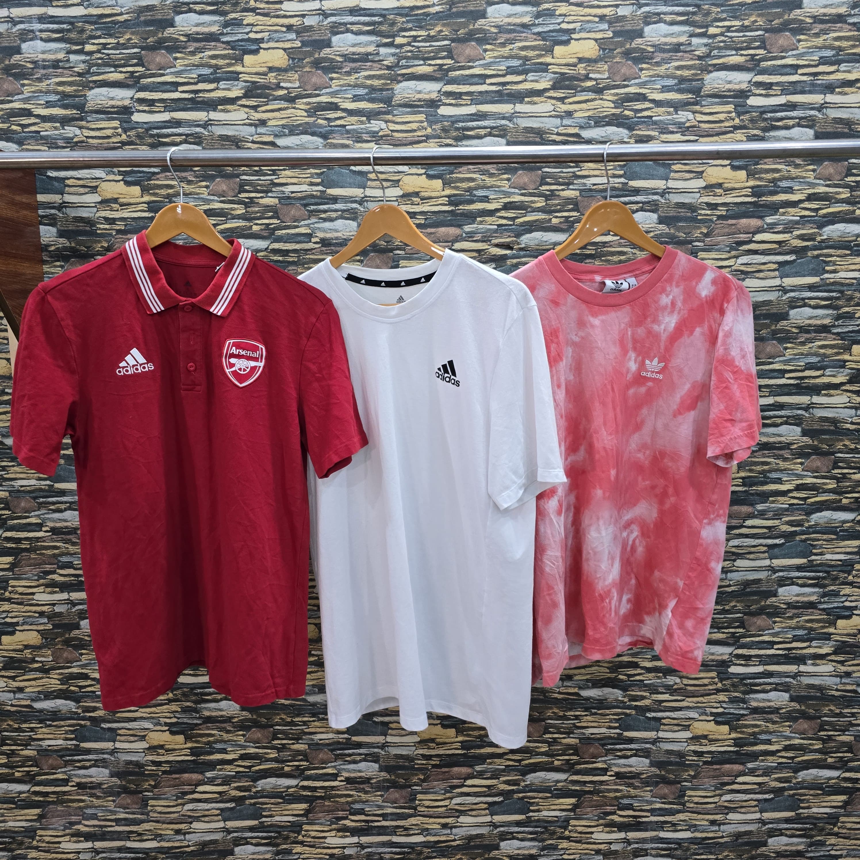 AV-1082 Adidas T-Shirts s/s