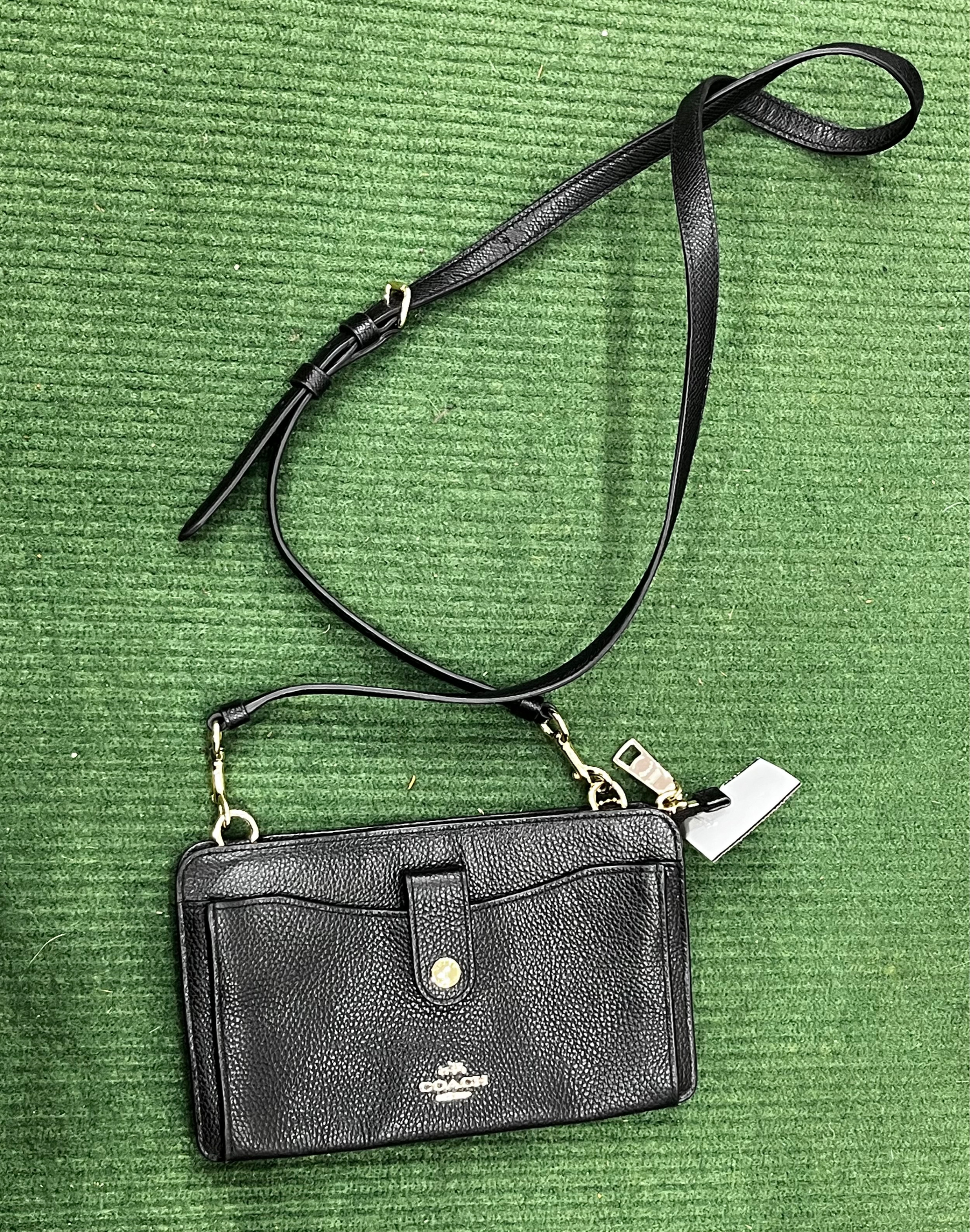 「コーチバッグ」