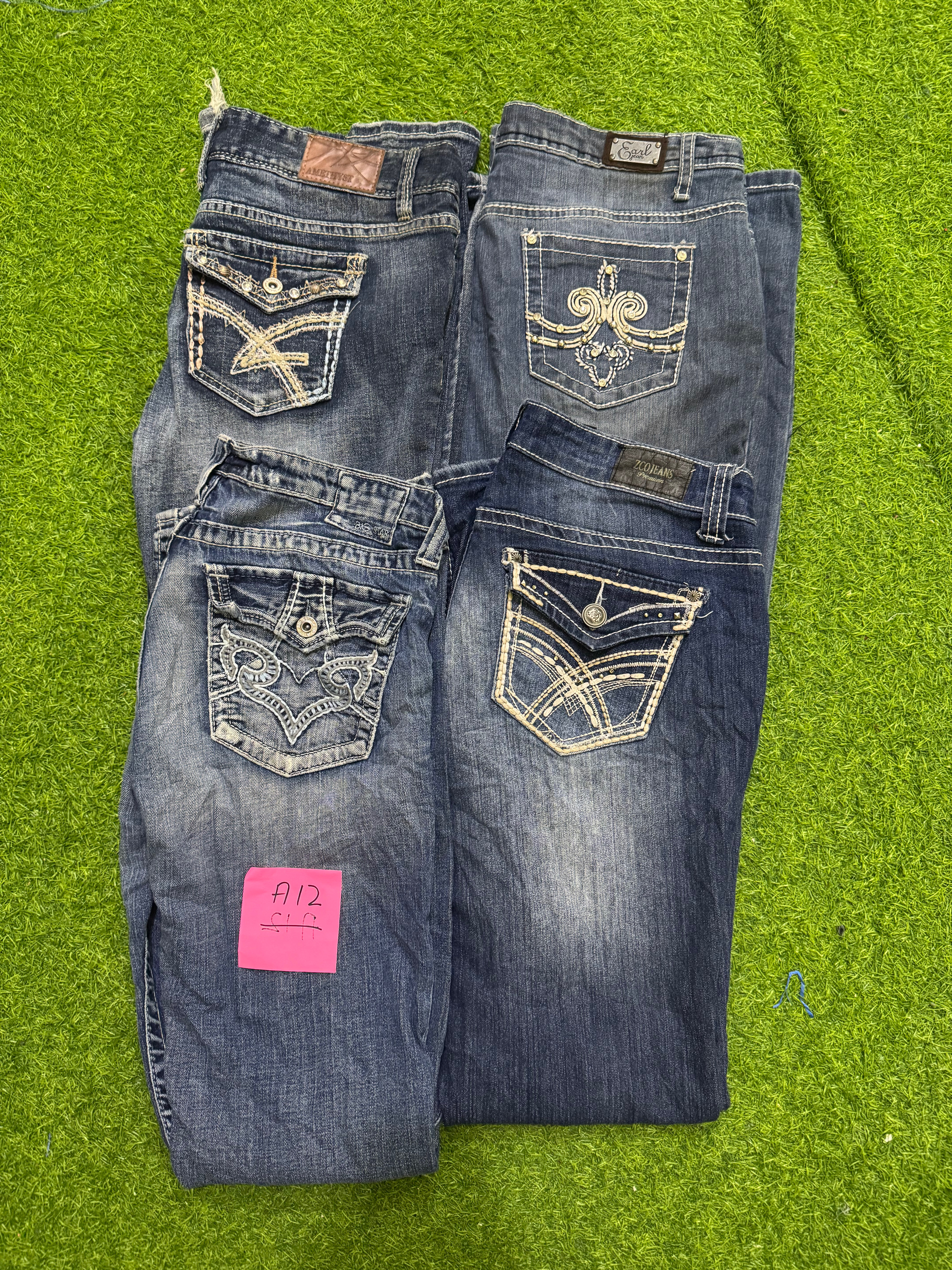 Y2k women or ladies bootcut and flared jeans