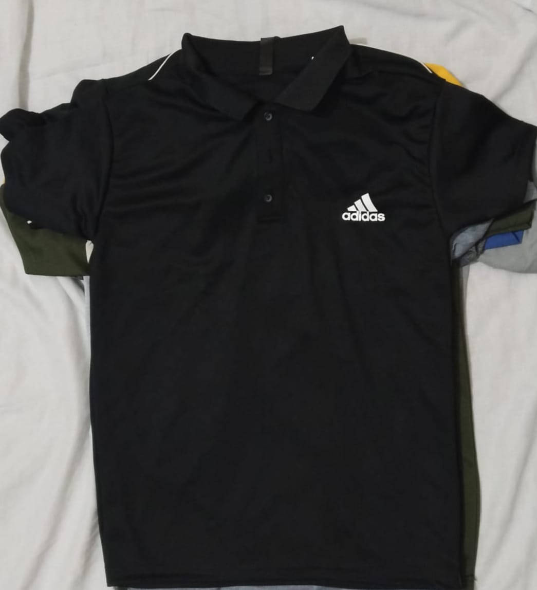 スポーツTシャツ