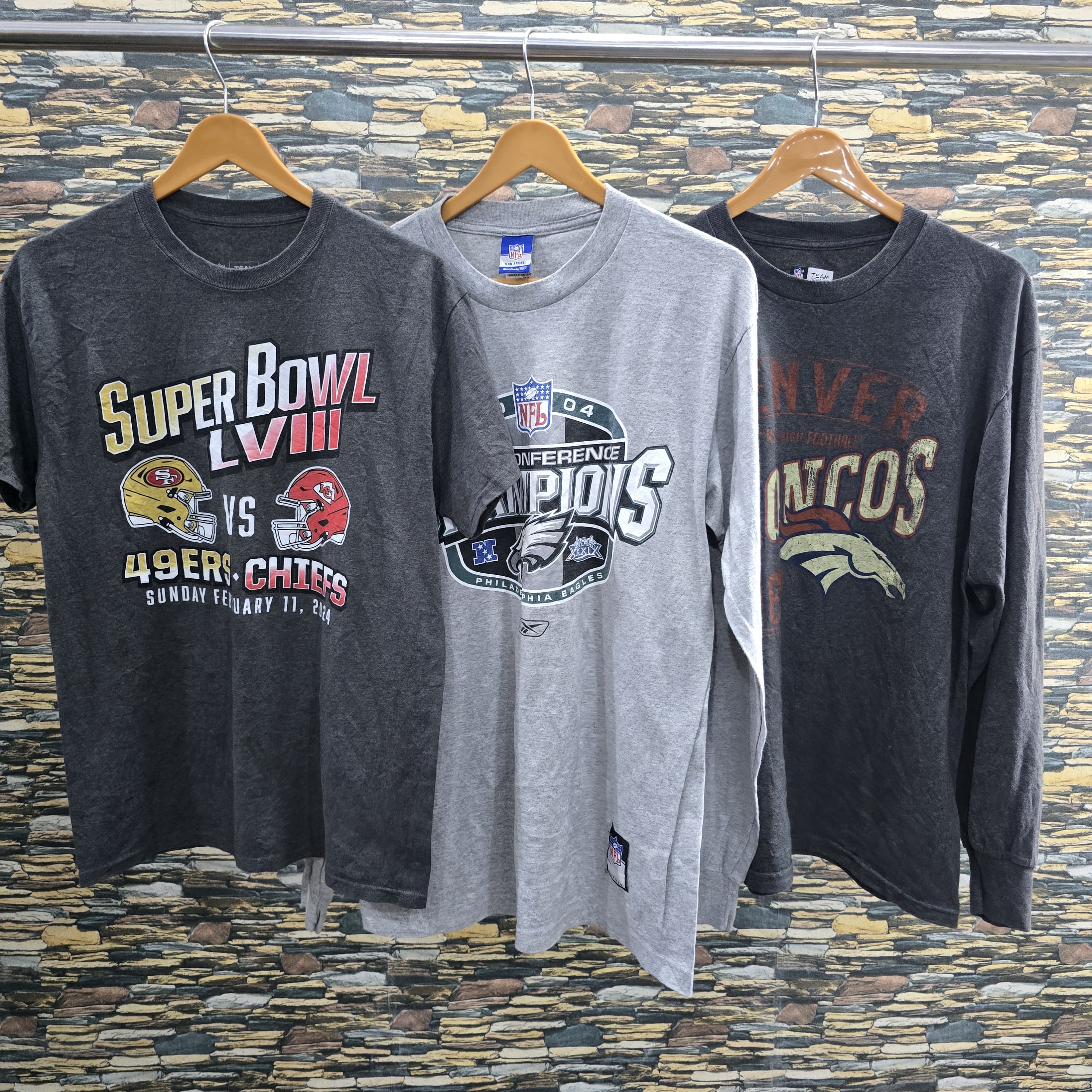 AV-1086 NFL T-Shirts