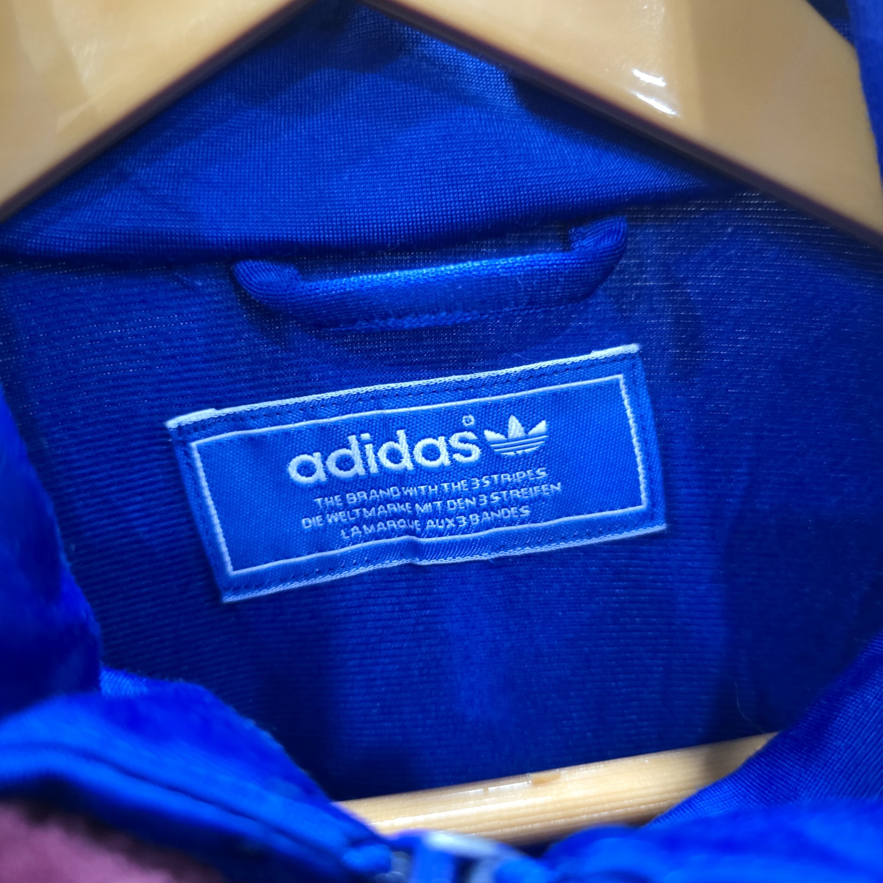 Giubbotti Adidas AV-1097