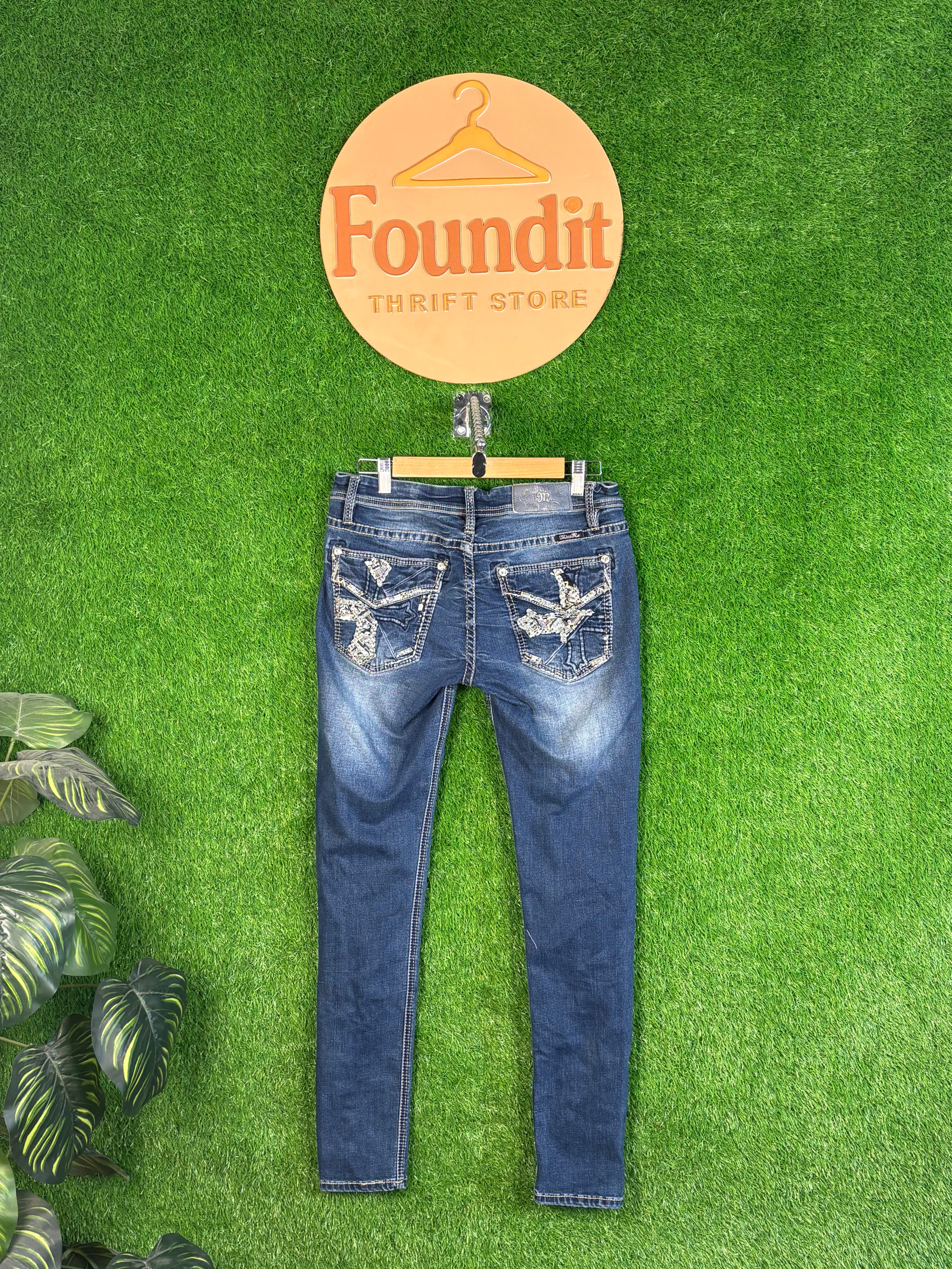 Miss Me | Rock Revival | True Religion | Jeans | F..