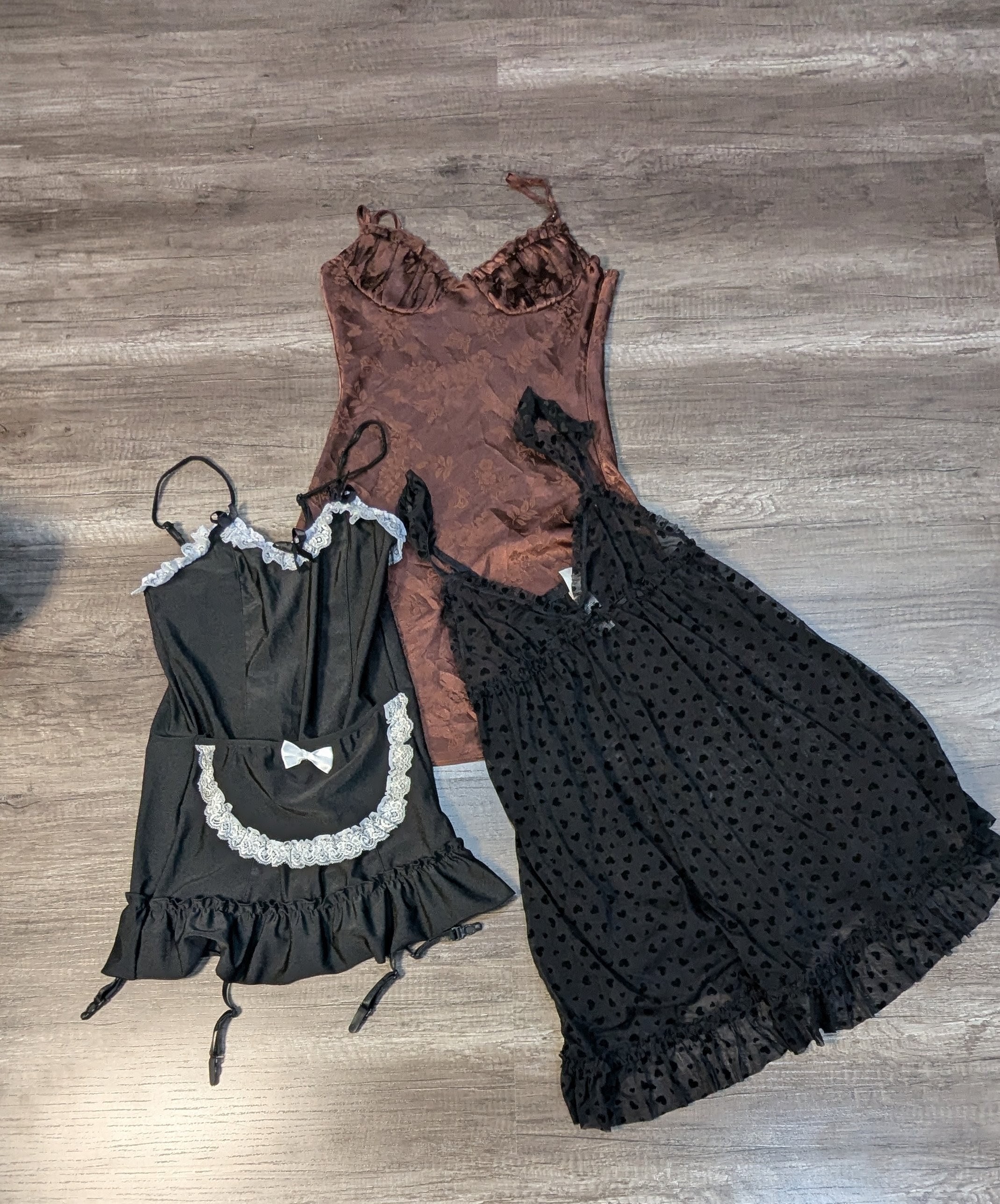 4076 - Y2K Style Camisole