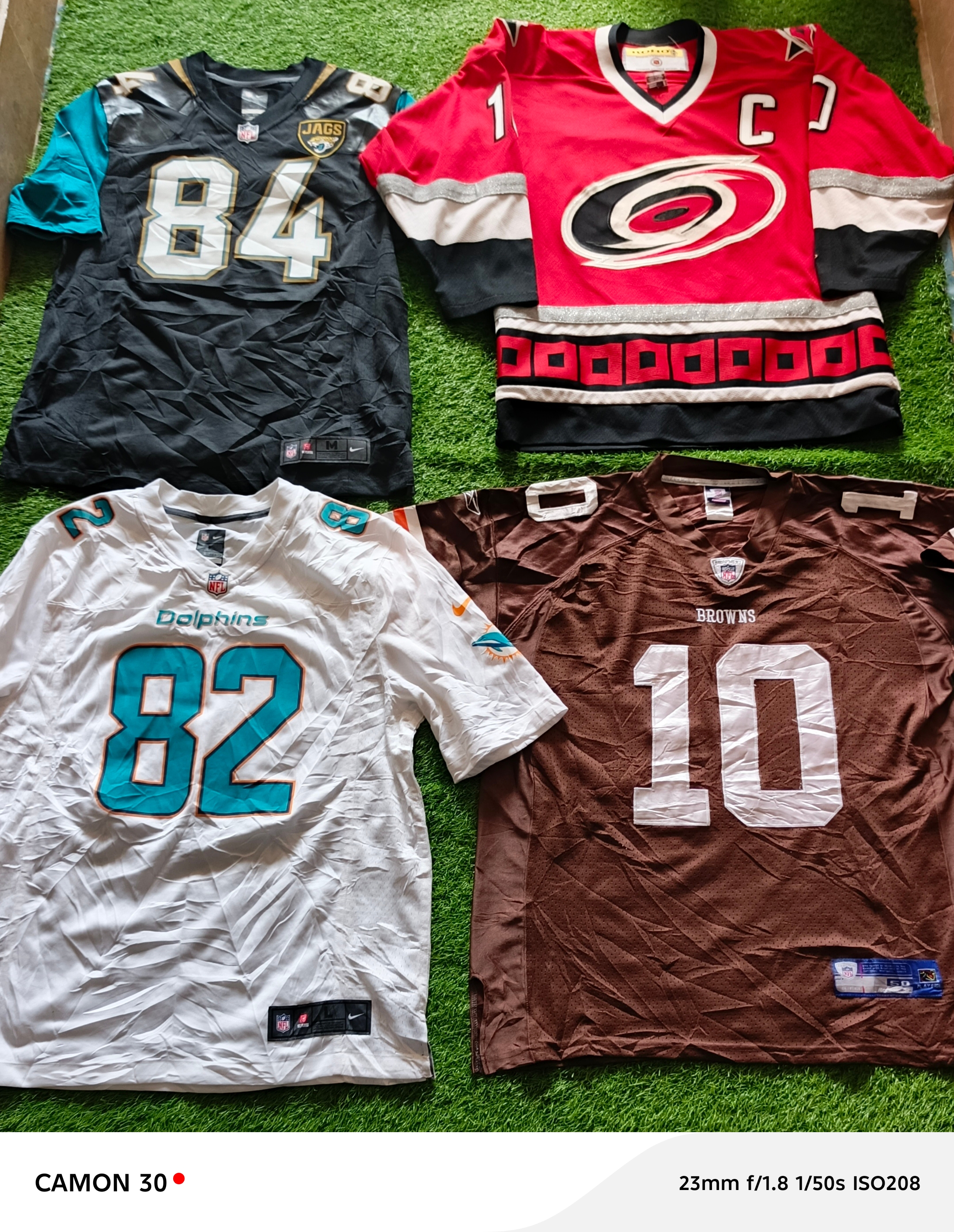 Maillots NFL NHL (10)