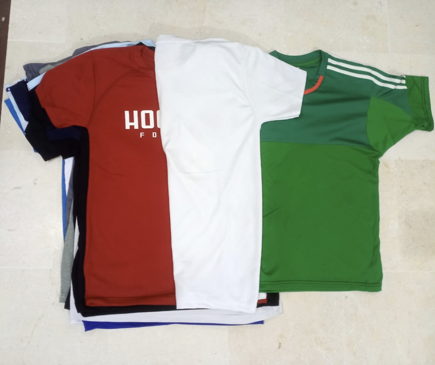 Sports round neck T-shirt 20 pieces