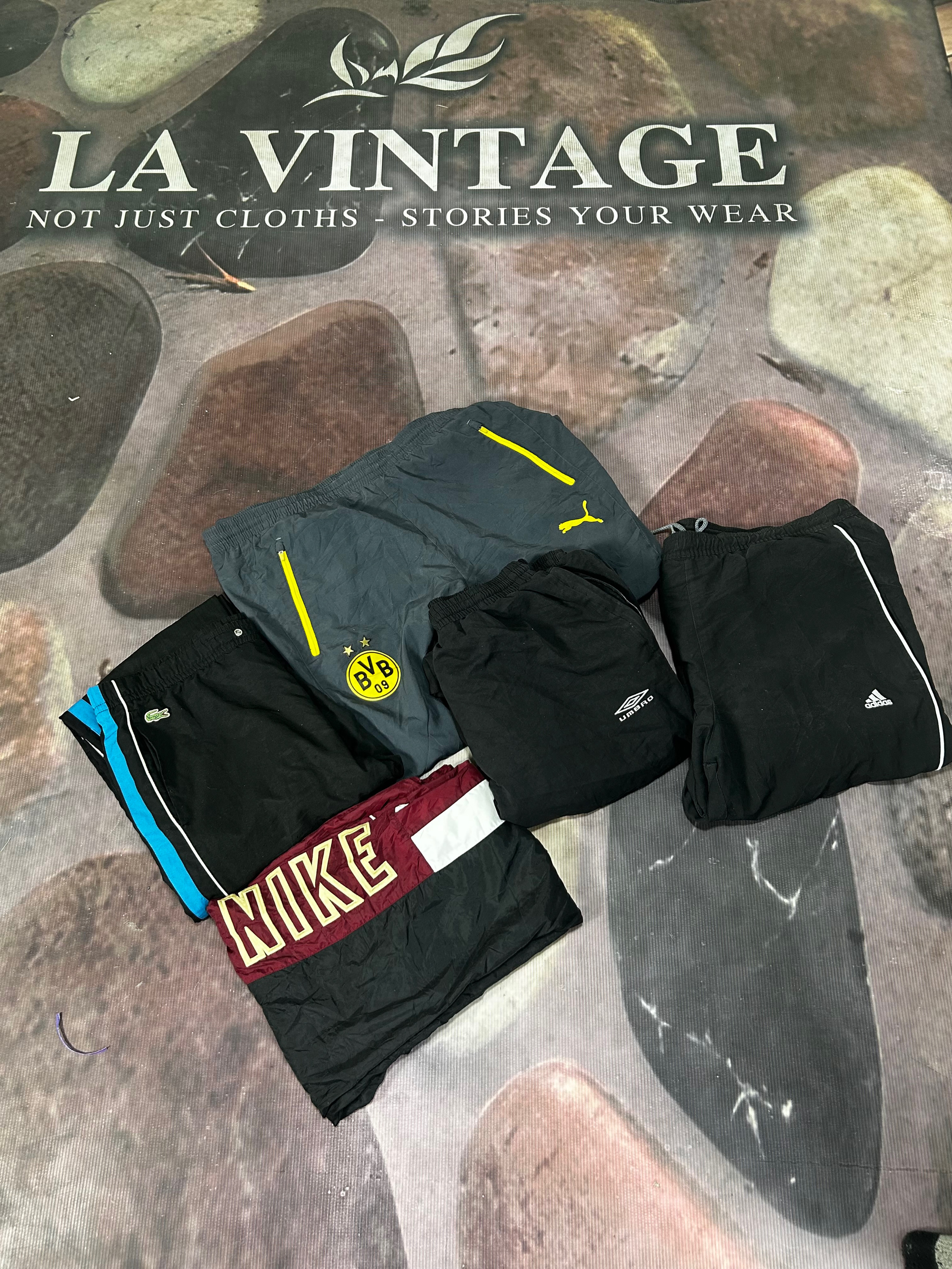 Mix di Pantaloni Sportivi Vintage Firmati – Nike, ..
