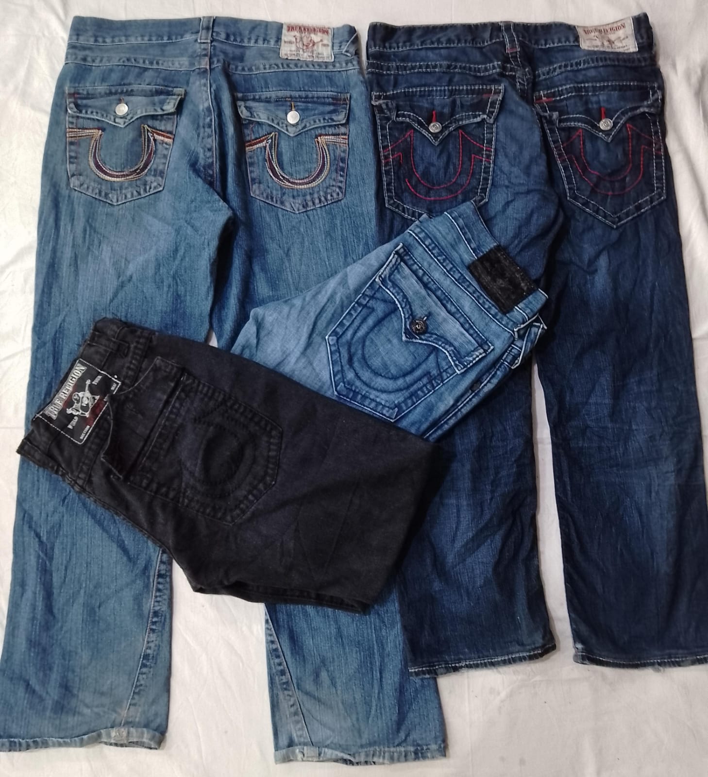 CR6872 True Religion Men’s Jeans