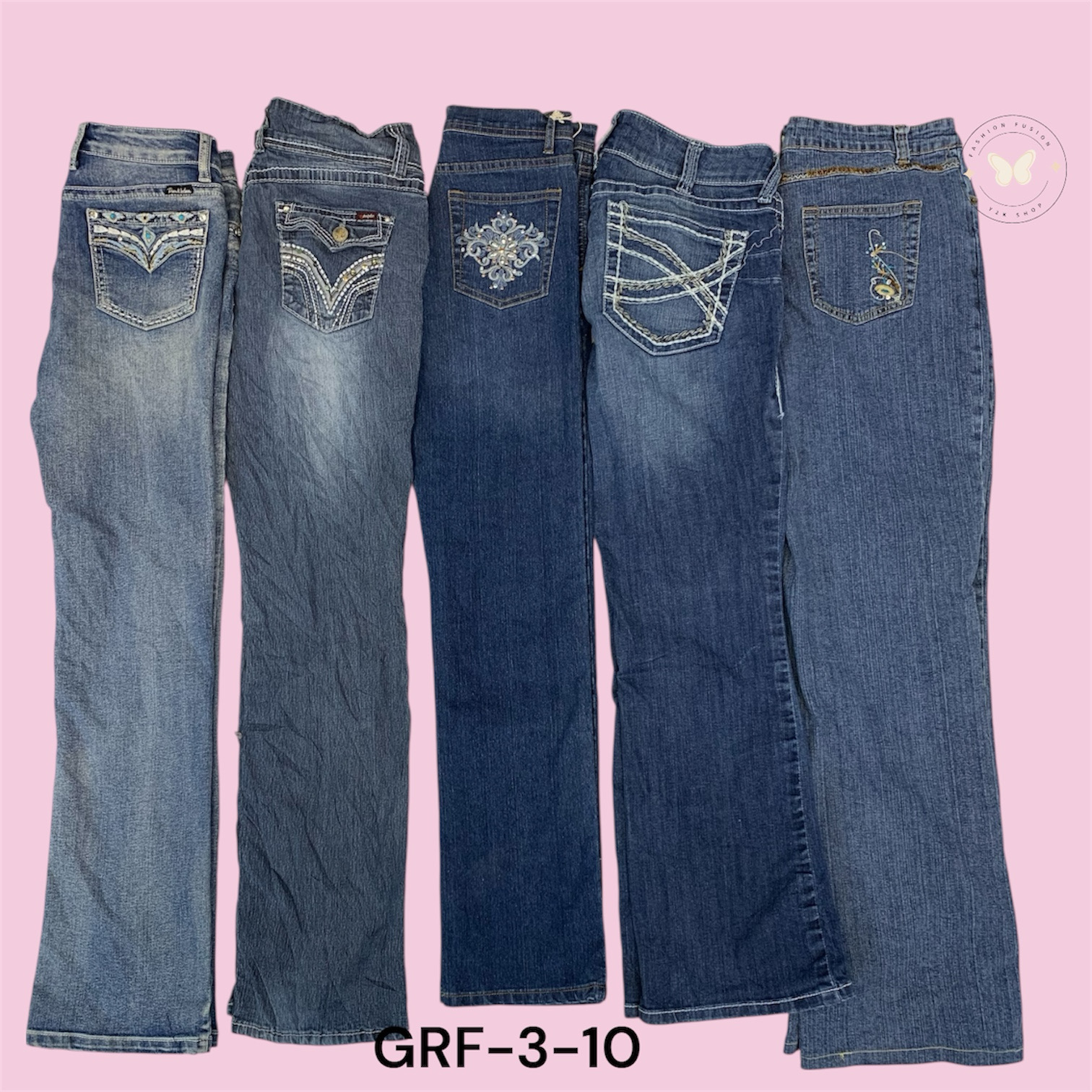 Classic Straight Leg Modern Jeans – Mid-Wash Denim..