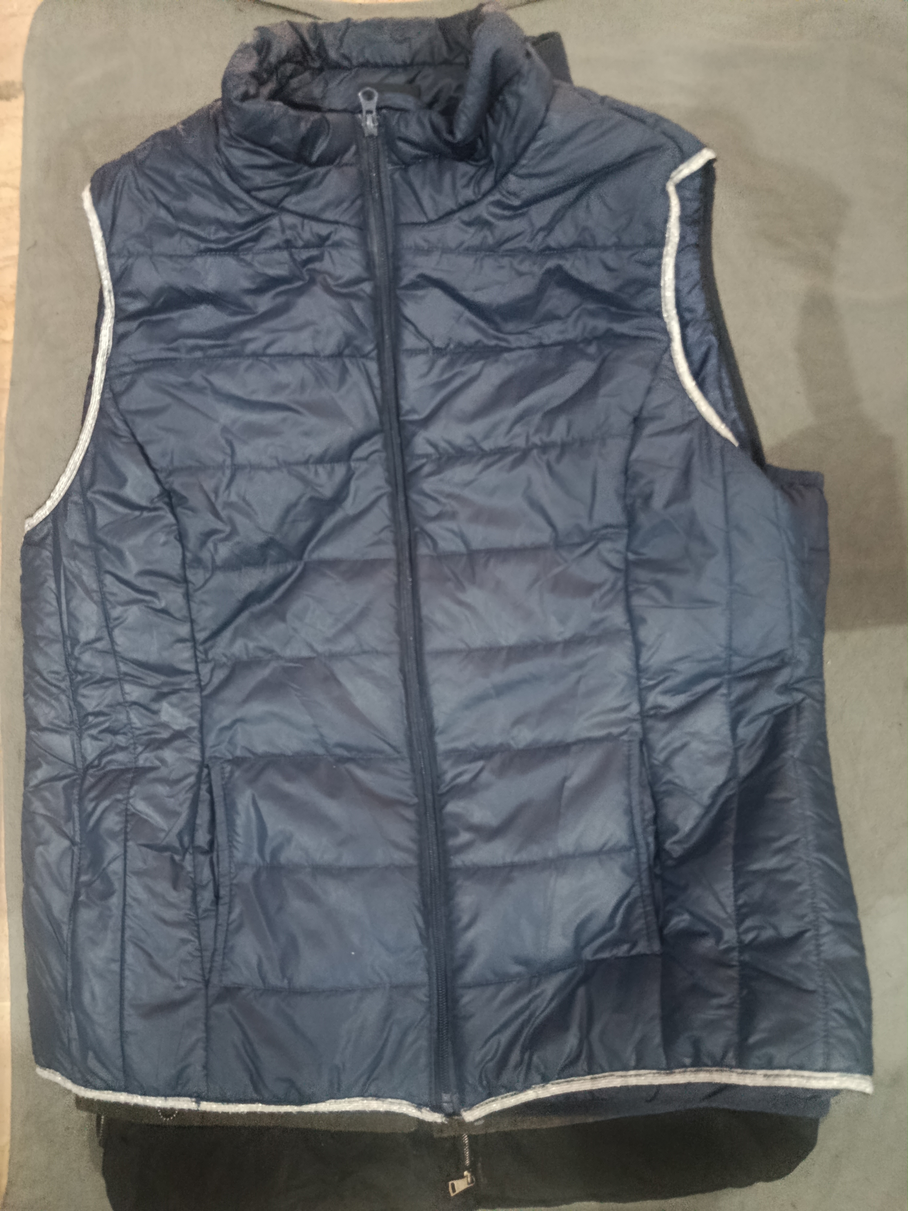 Unbranded Vest Bundle