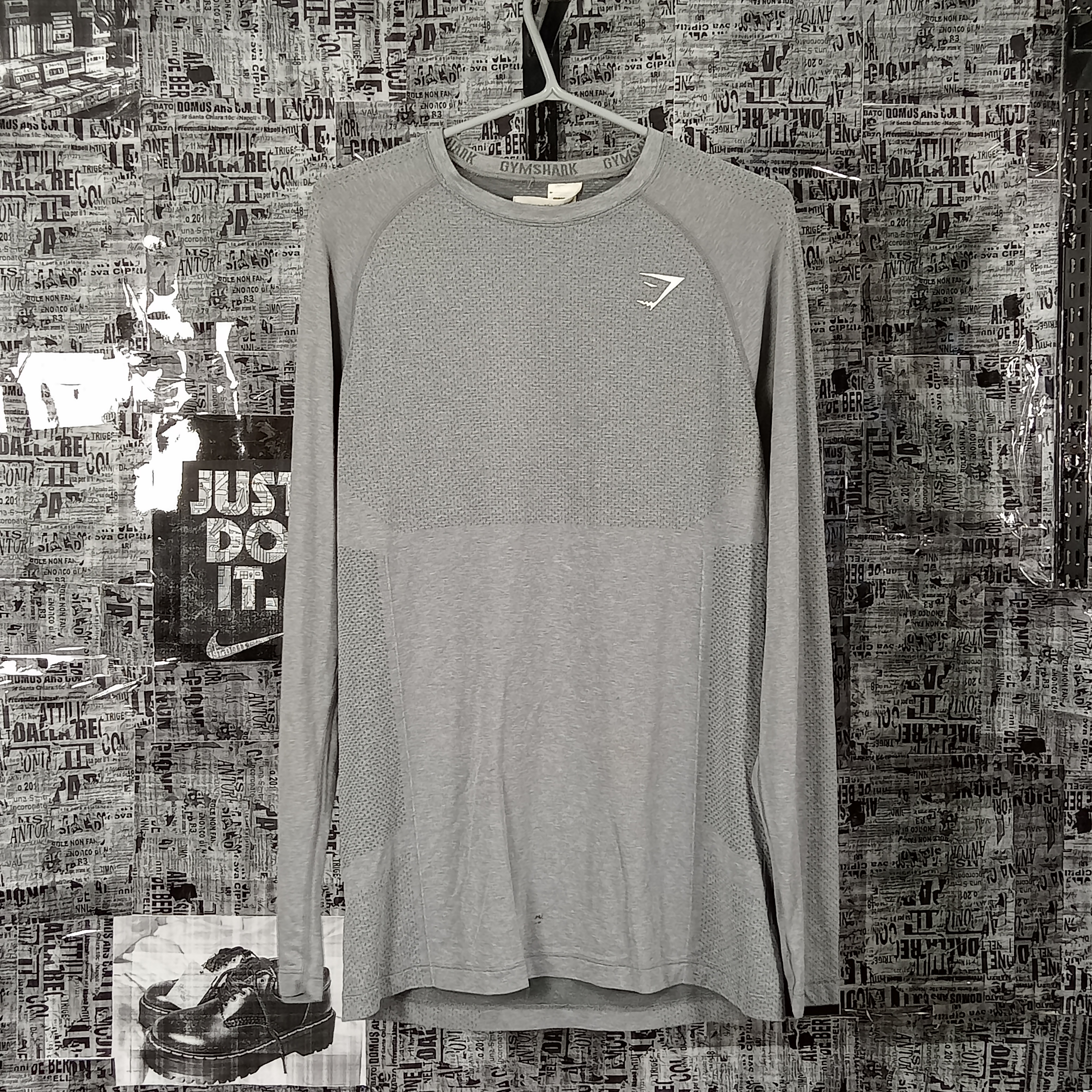 GYM SHARK T-SHIRTS TANKTOPS - BUNDLE 30