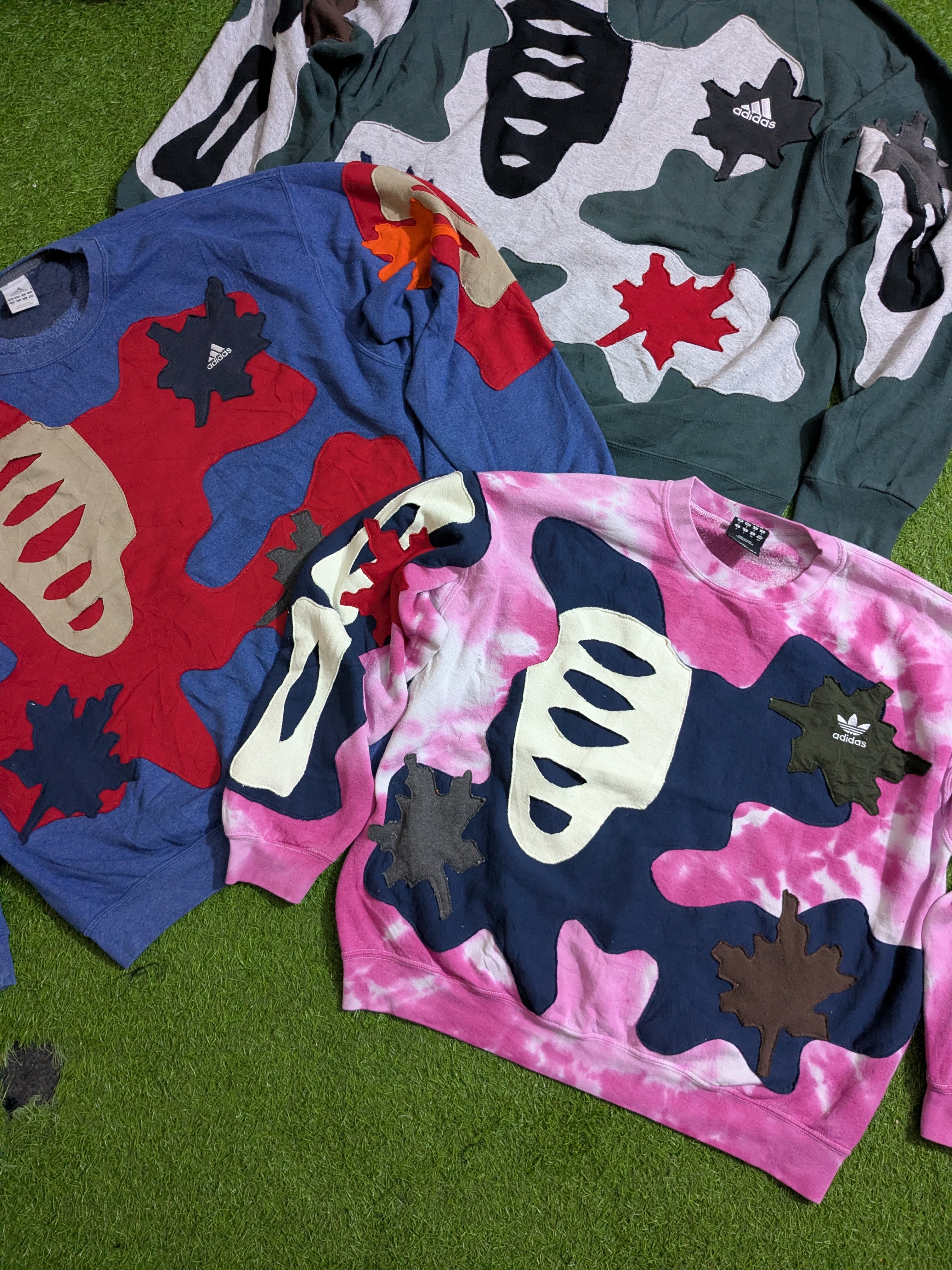 Felpa patchwork Adidas riciclata