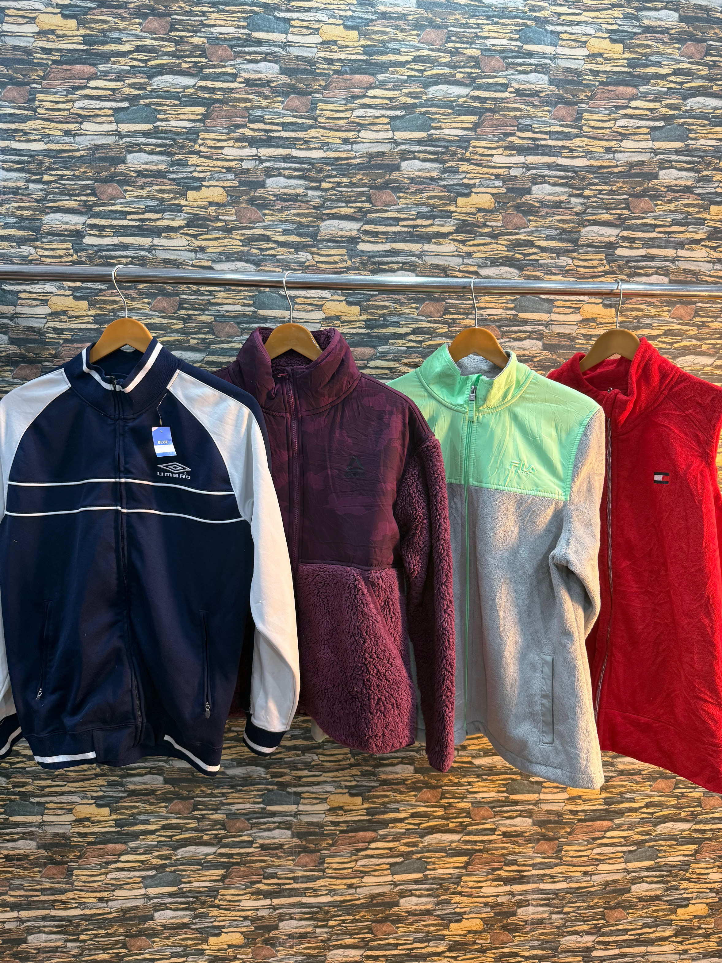 AVG-0307 Mix Branded Jackets