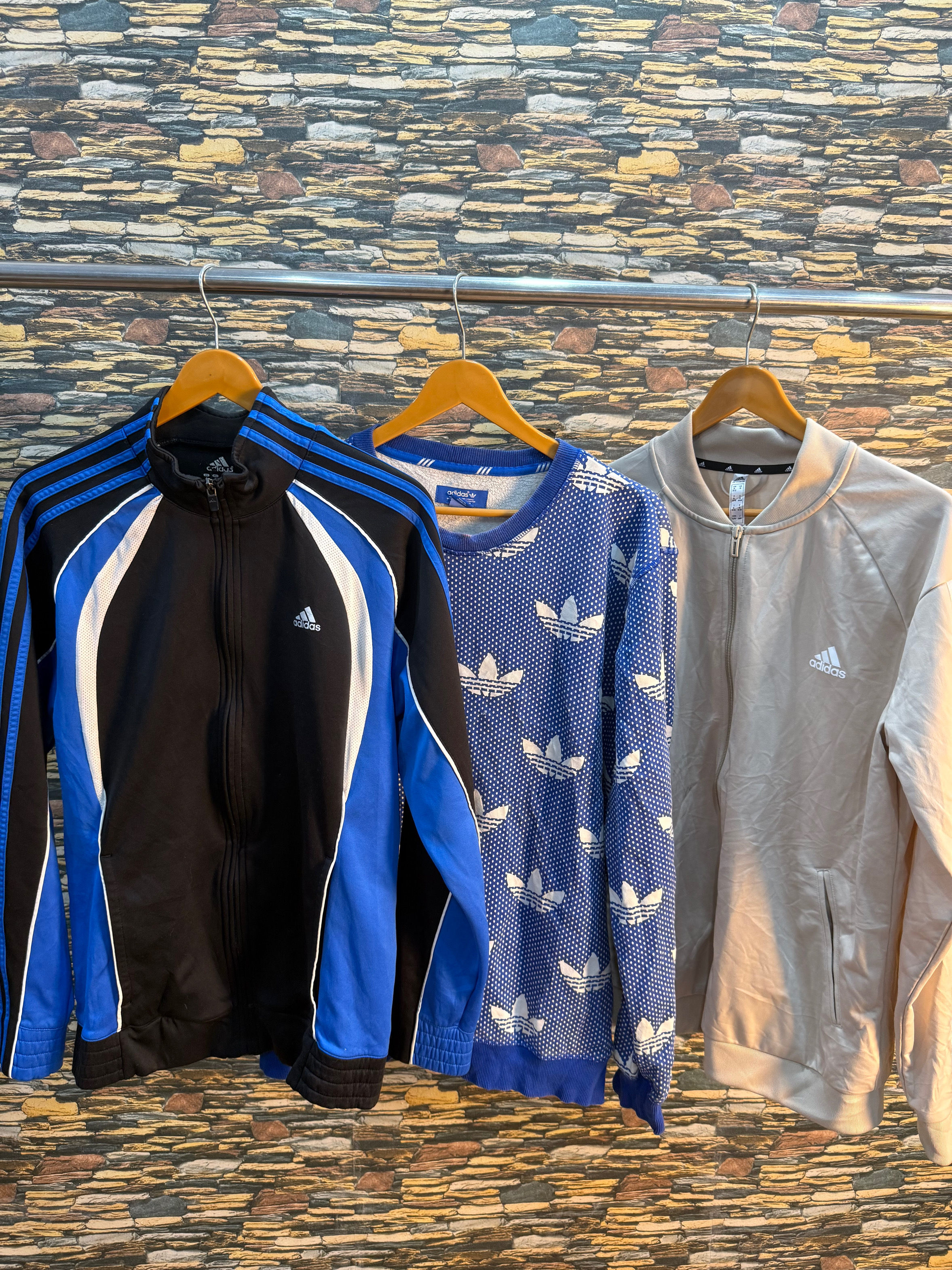 AVG-0308 Adidas Jackets & Sweatshirts