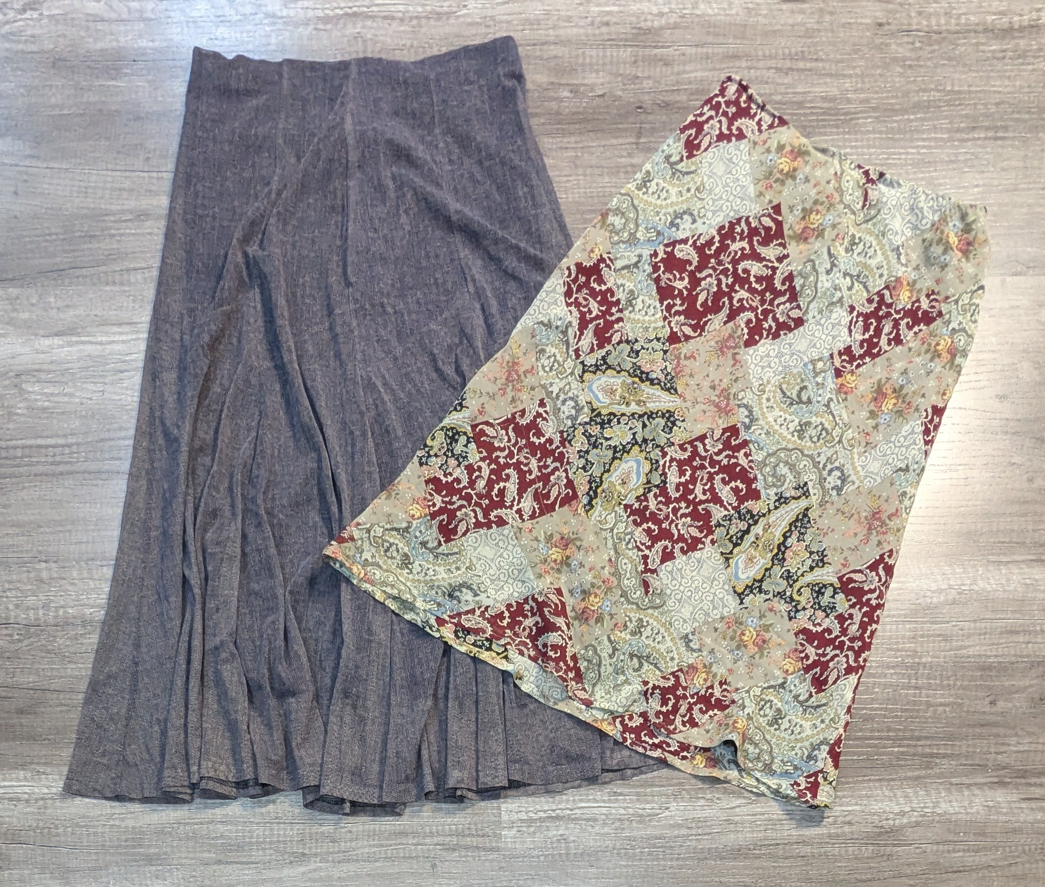 4151 - Y2K Style Midi Skirt