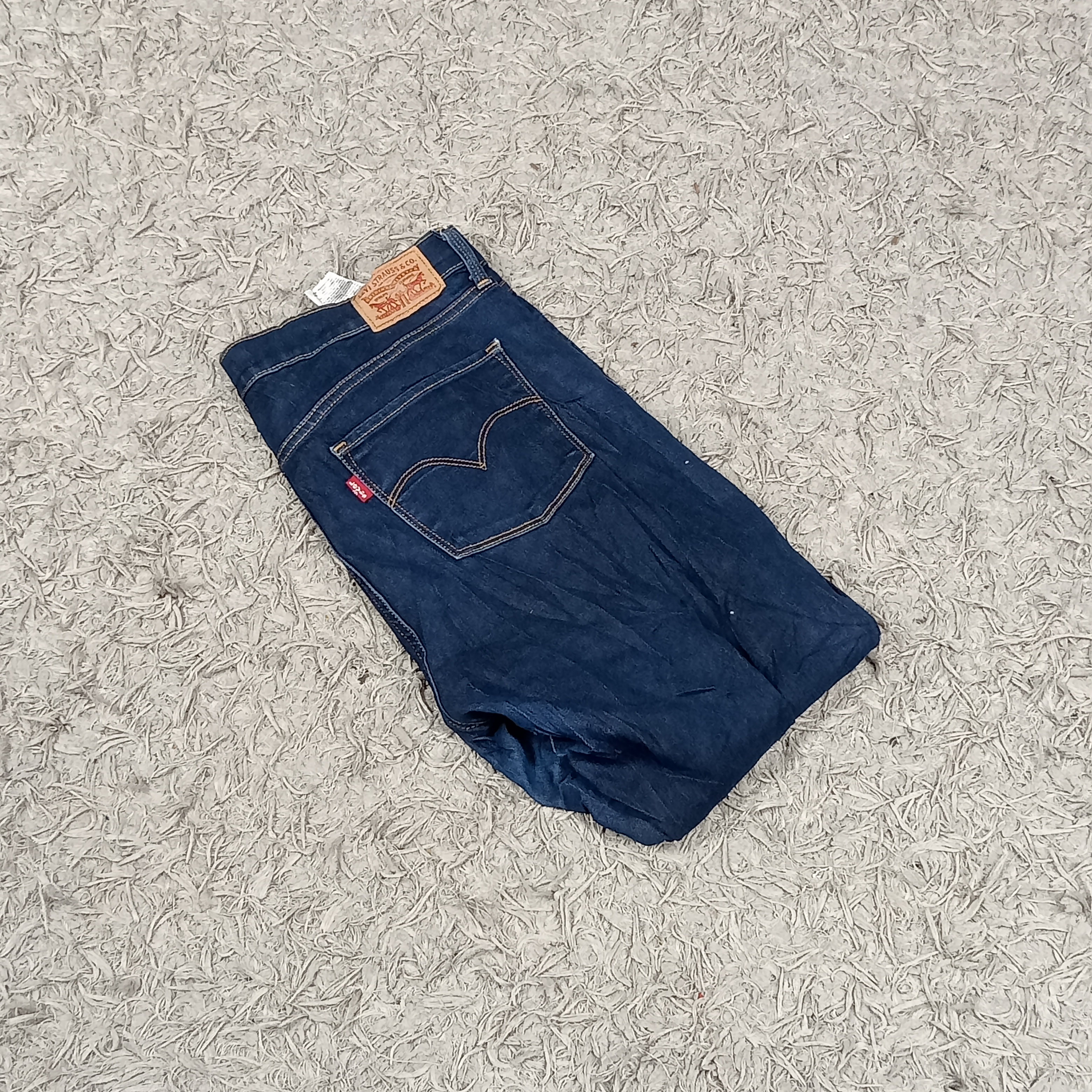 LEVI'S WOMEN'S DENIM JEANS BUNDLE 19