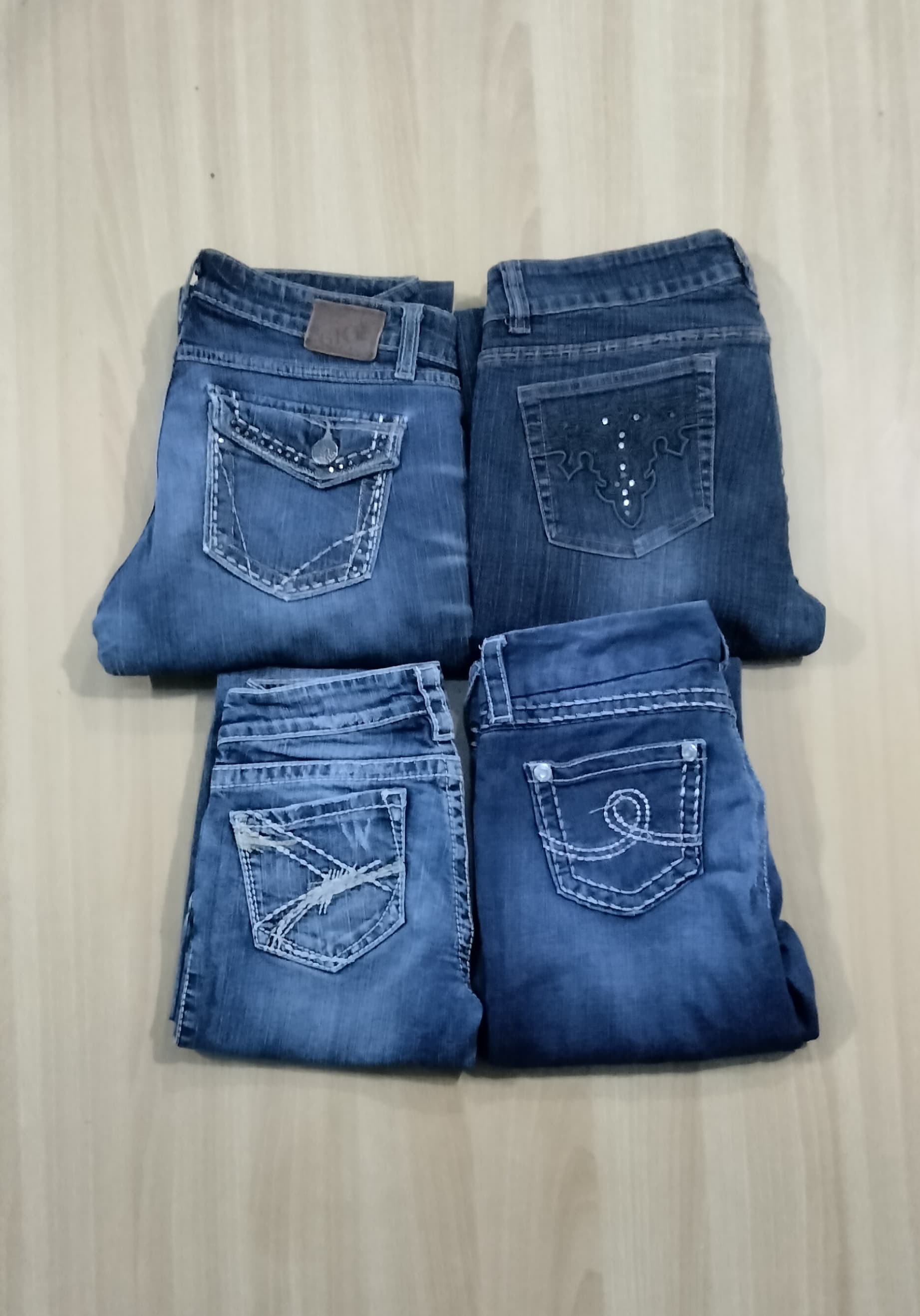 JA 0617 Women’s Embellished Flared Jeans