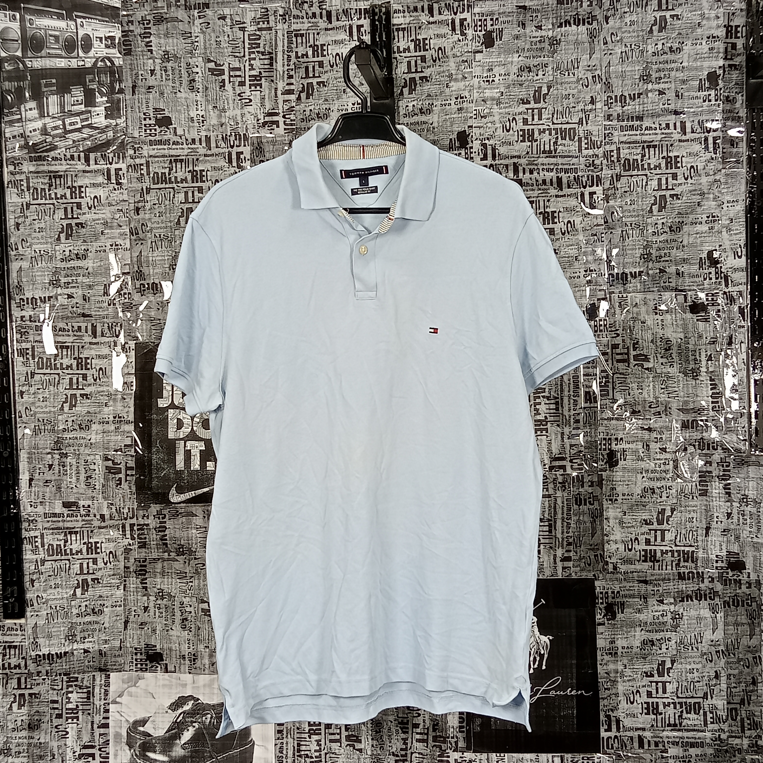 TOMMY HILFIGER POLO SHIRTS & CREW NECK T-SHIRT BUN..