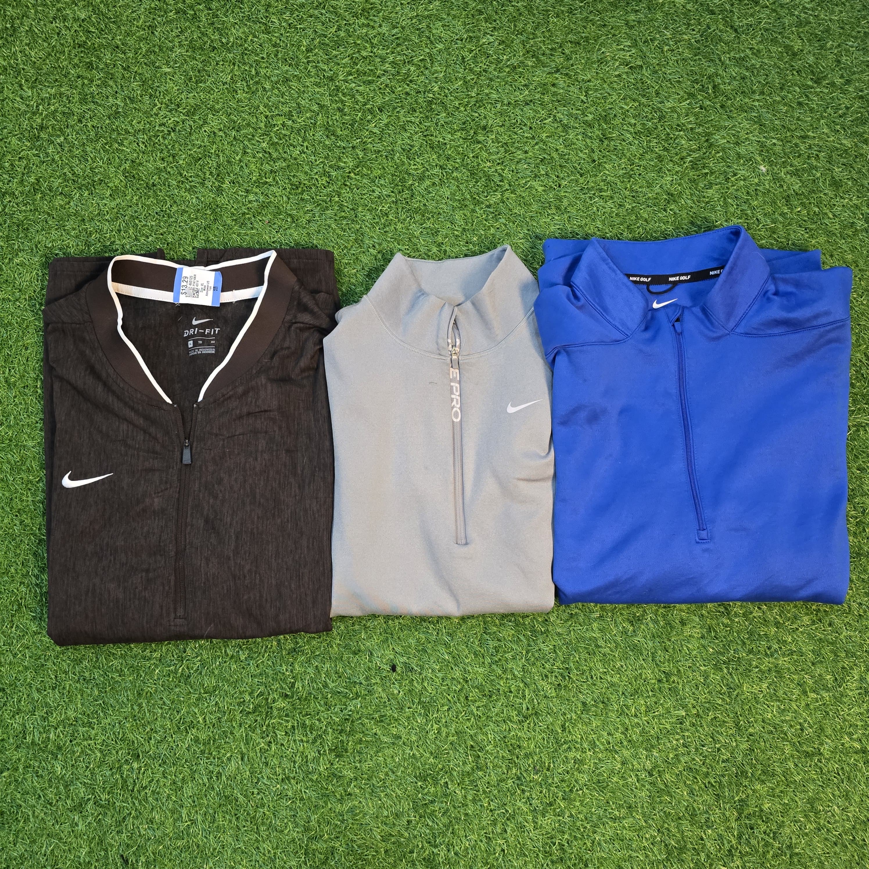 AV-1152 Nike Track Tops