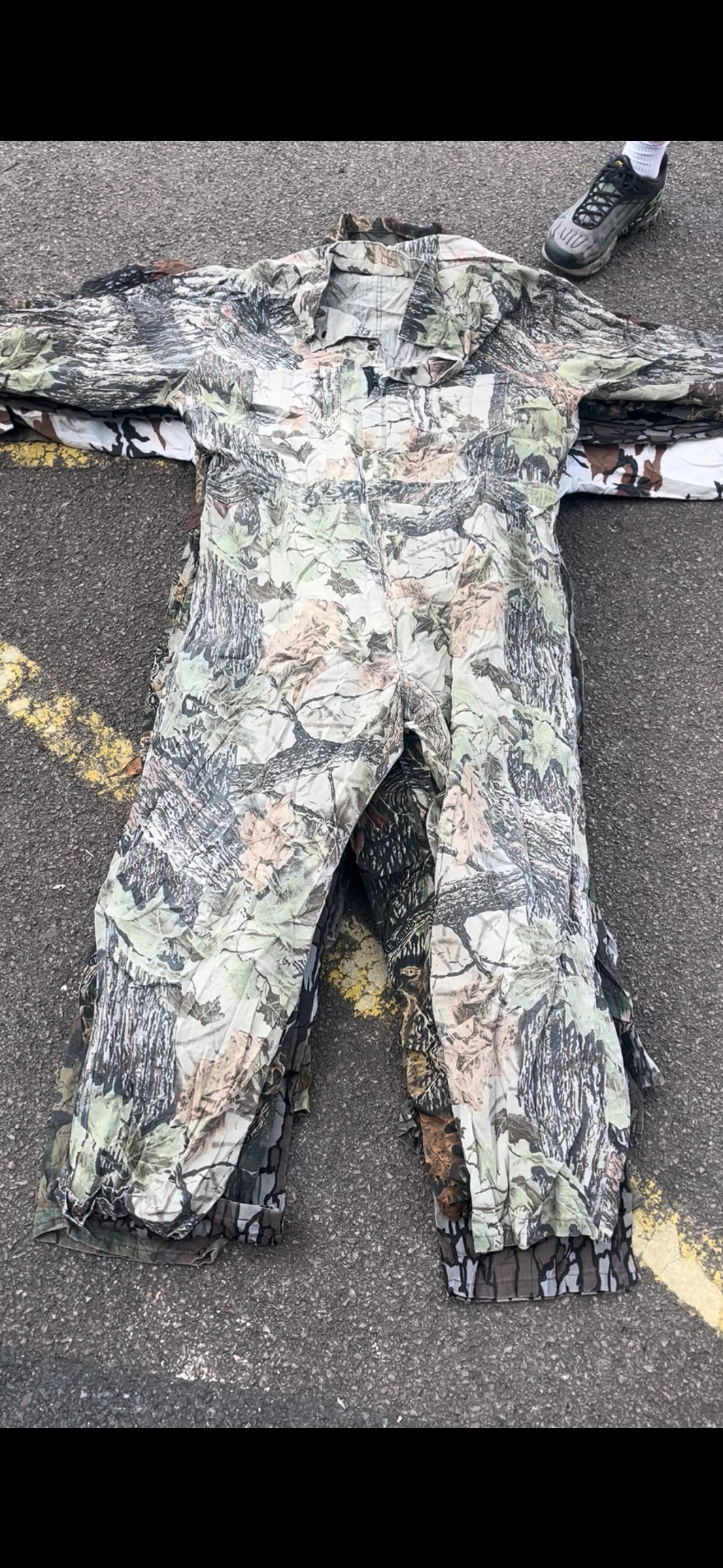 VINTAGE REAL TREE DUNGAREES