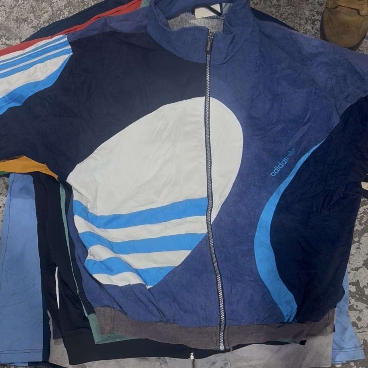 PREMIUM BRANDED TRACK JACKET