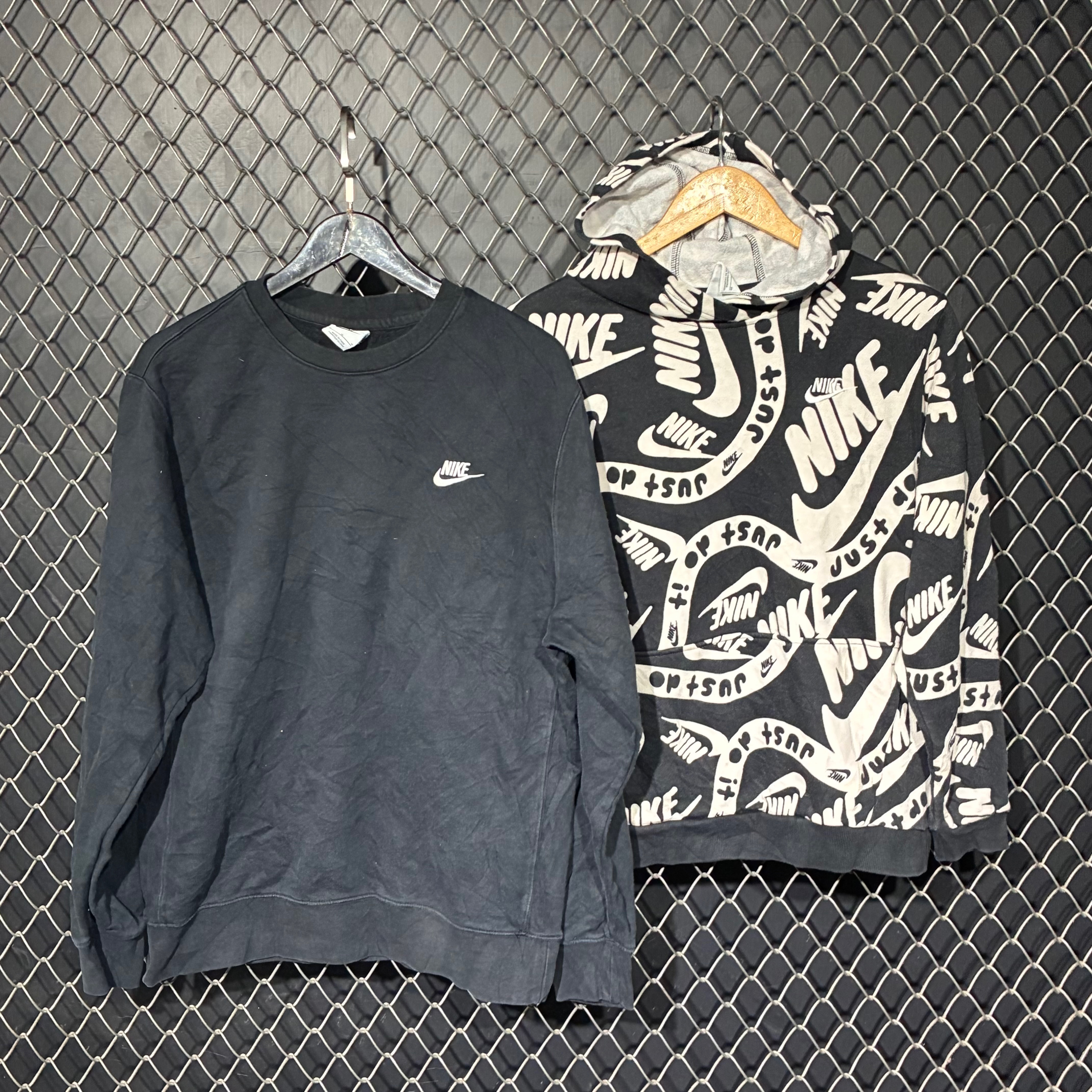 Nike SweatShirts (Fnc:1650)