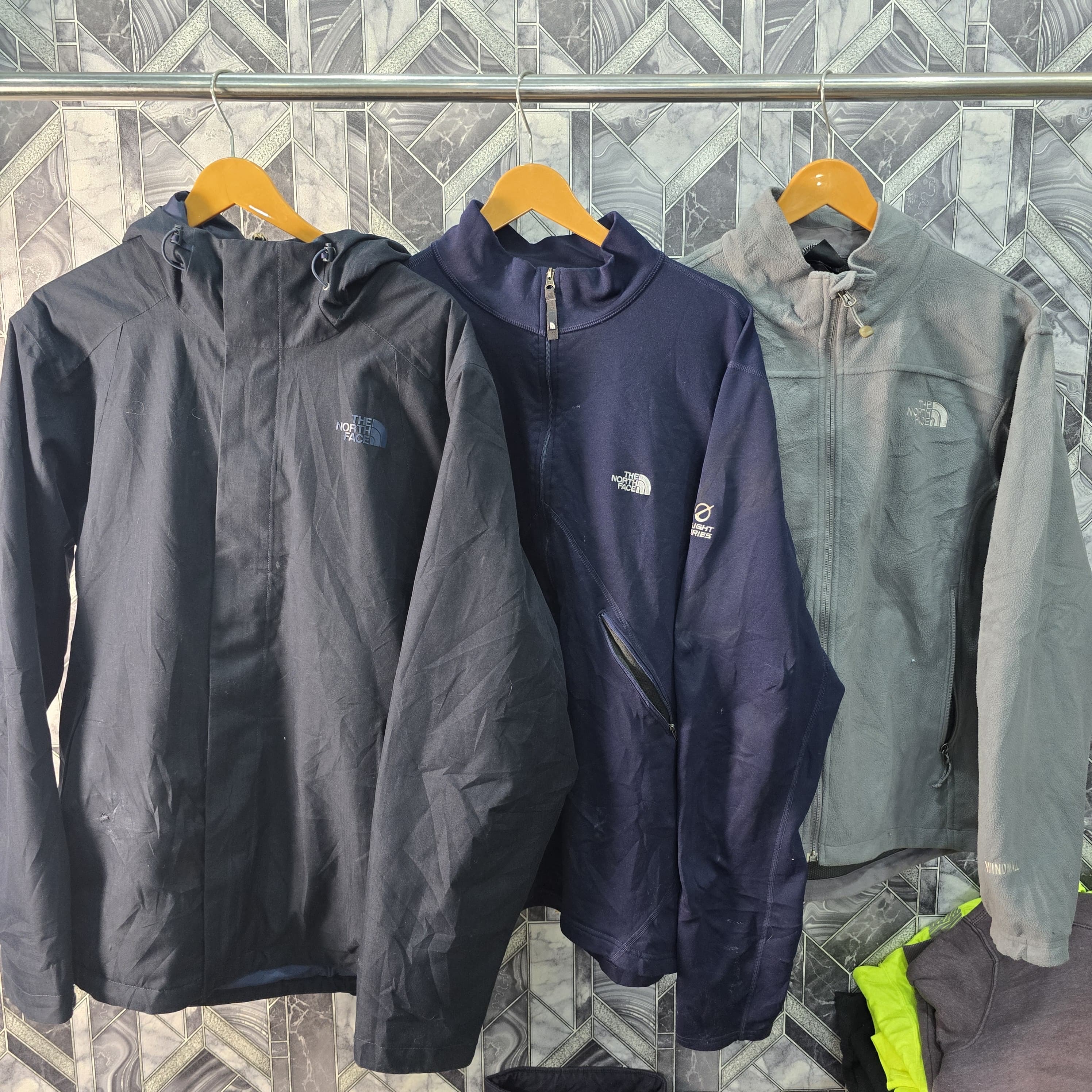 AVG-0318 The North Face Jackets