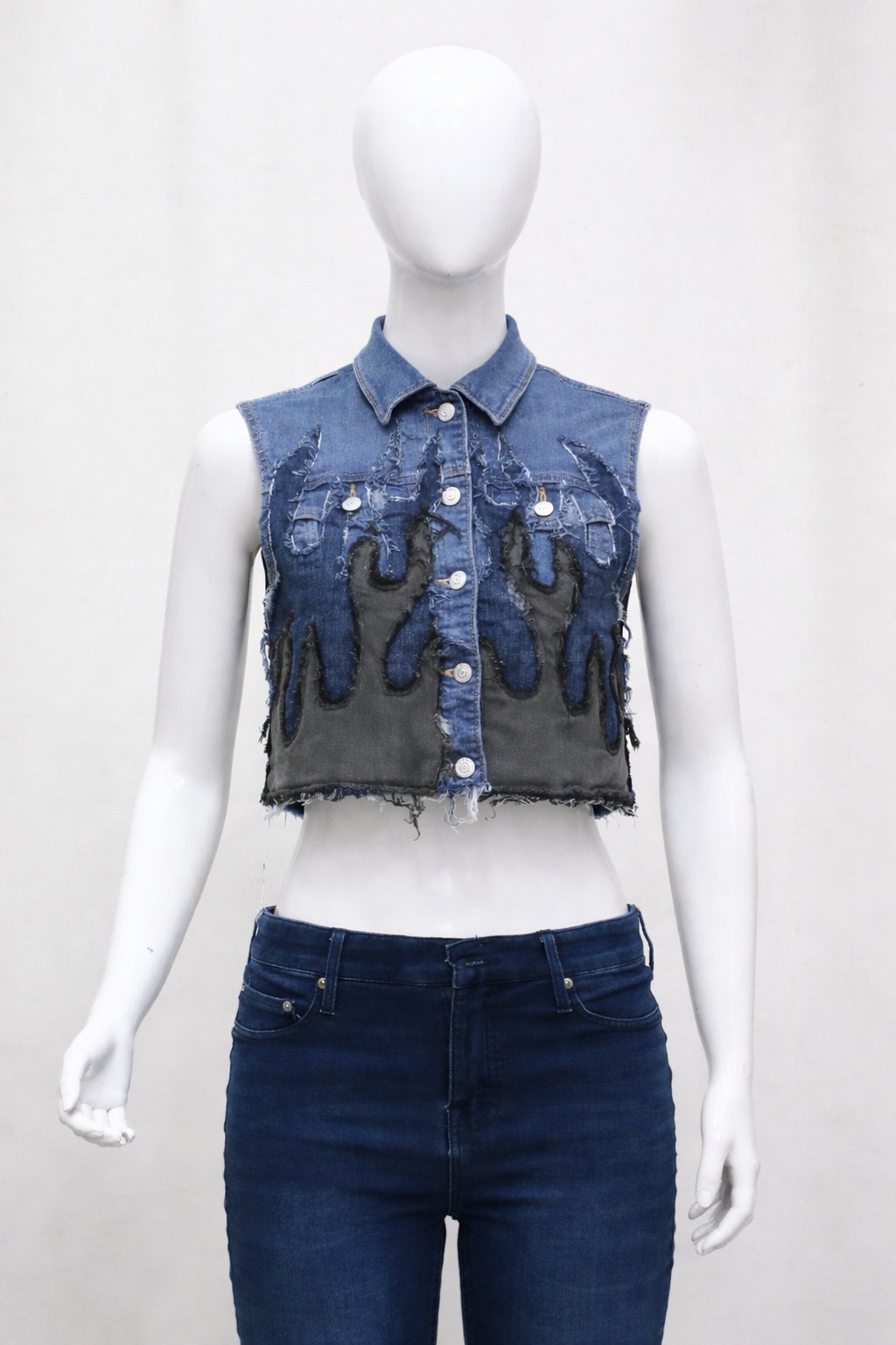 CR1401 Upcycled Cropped Vest
