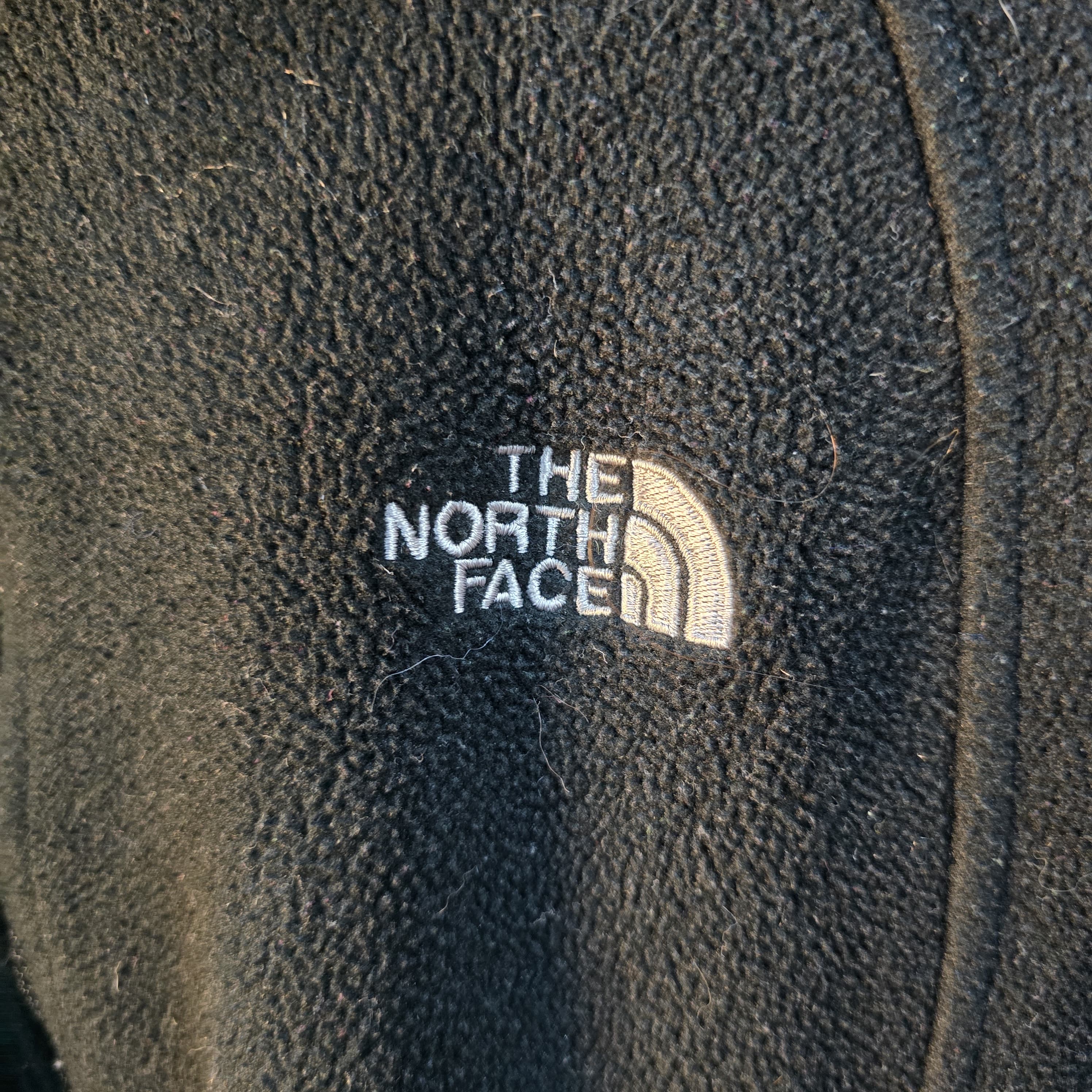 AV-1161 The North Face Fleece Jackets
