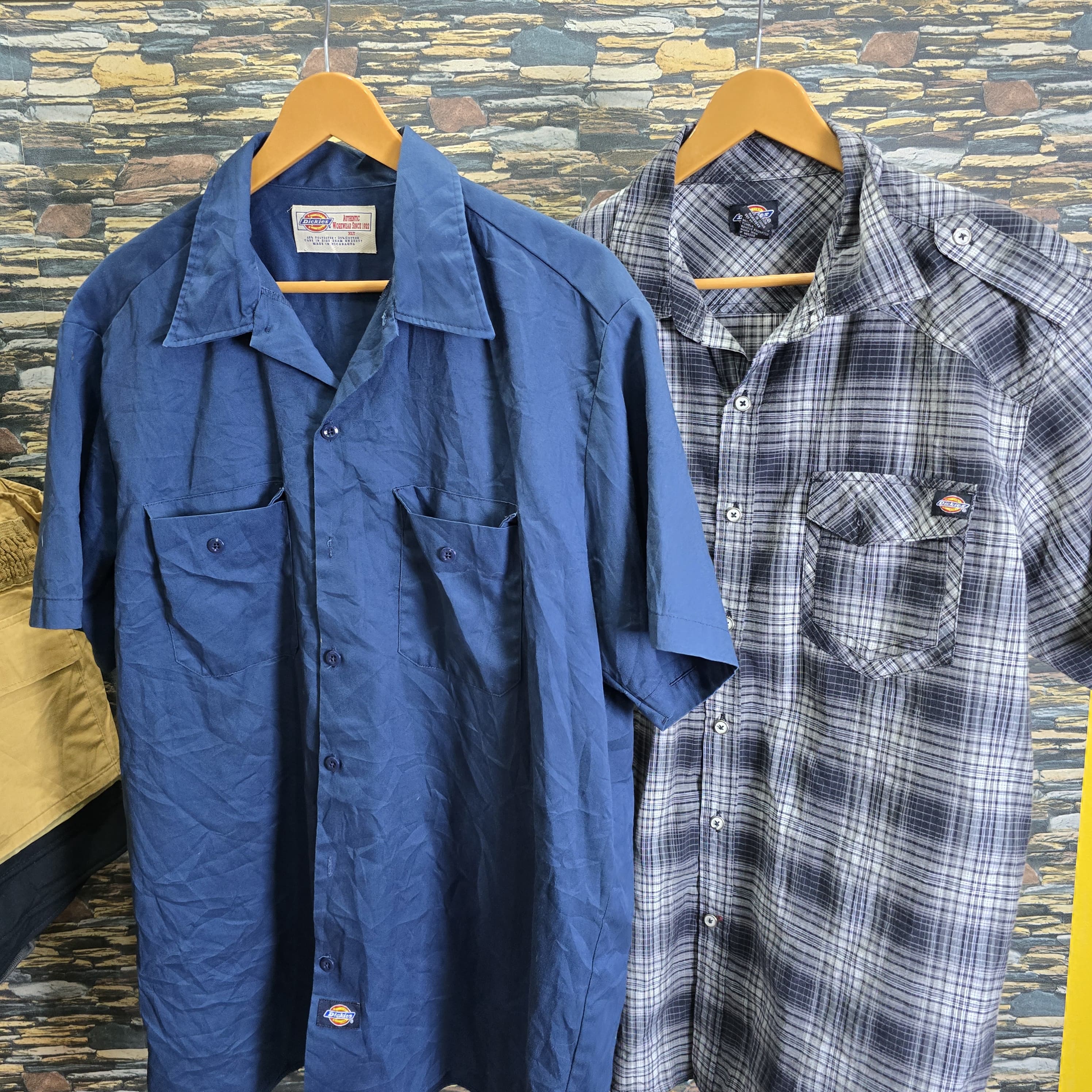 AV-0320 Dickies Button Up Shirts