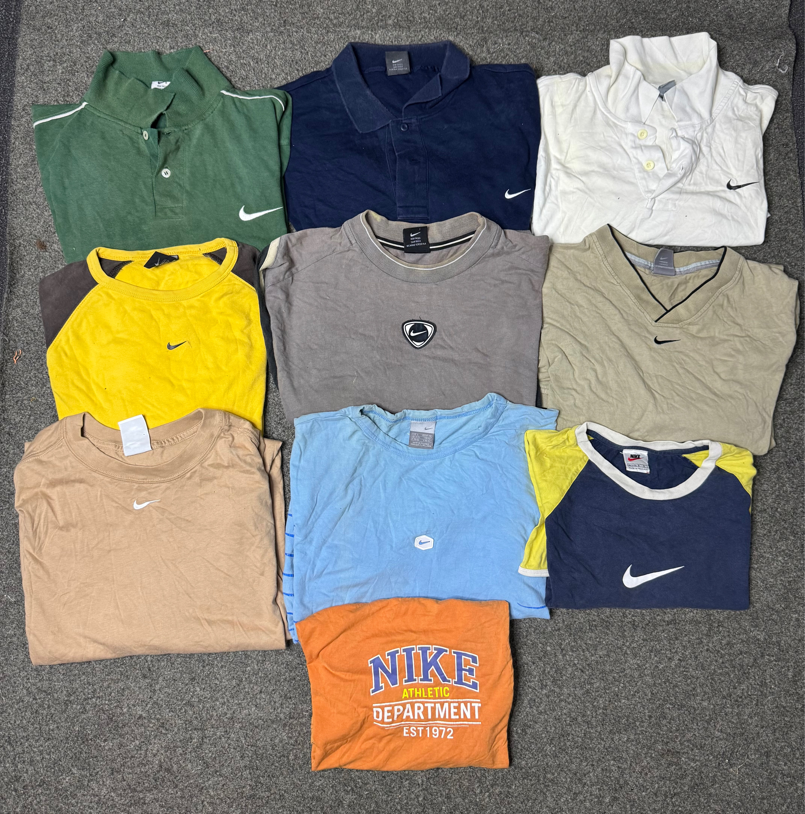 Vintage Nike T-Shirts