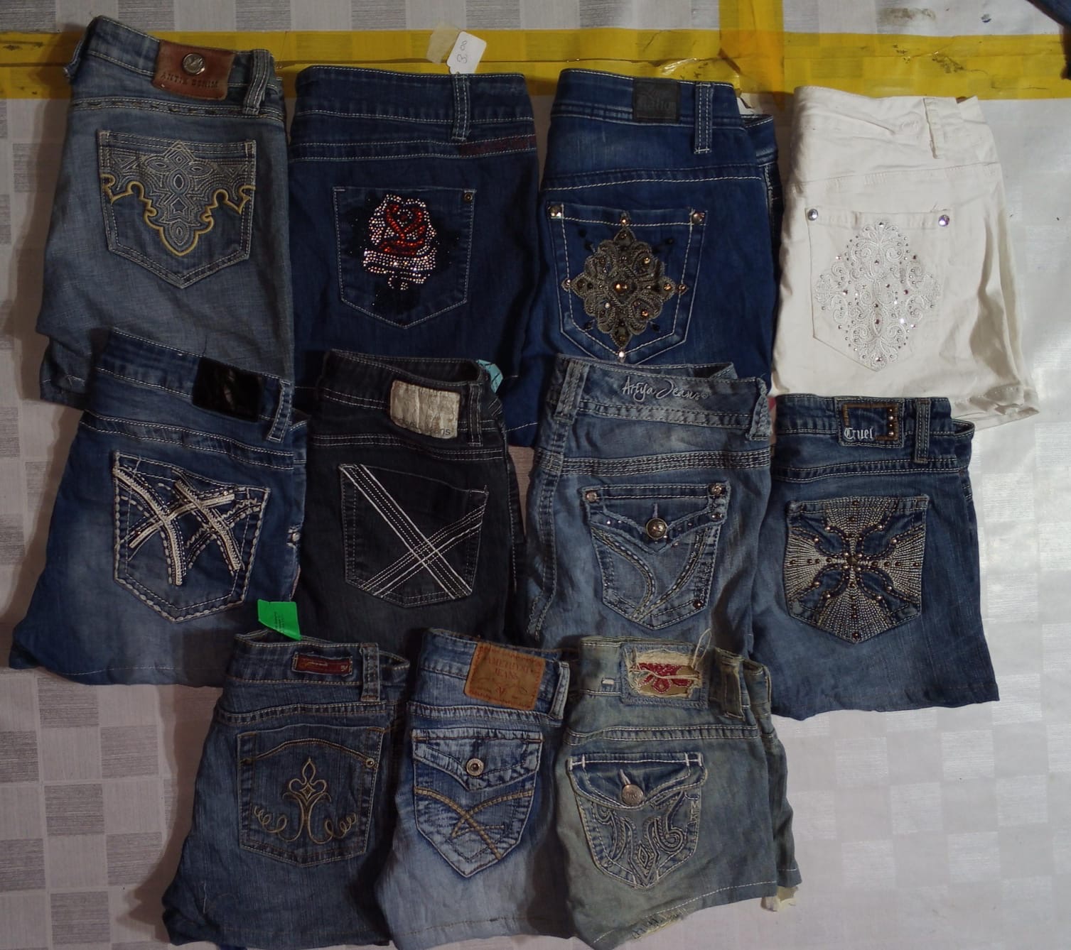 AMETHYST AND OTHER MIX BRANDS MINI SHORTS (ID 1101..